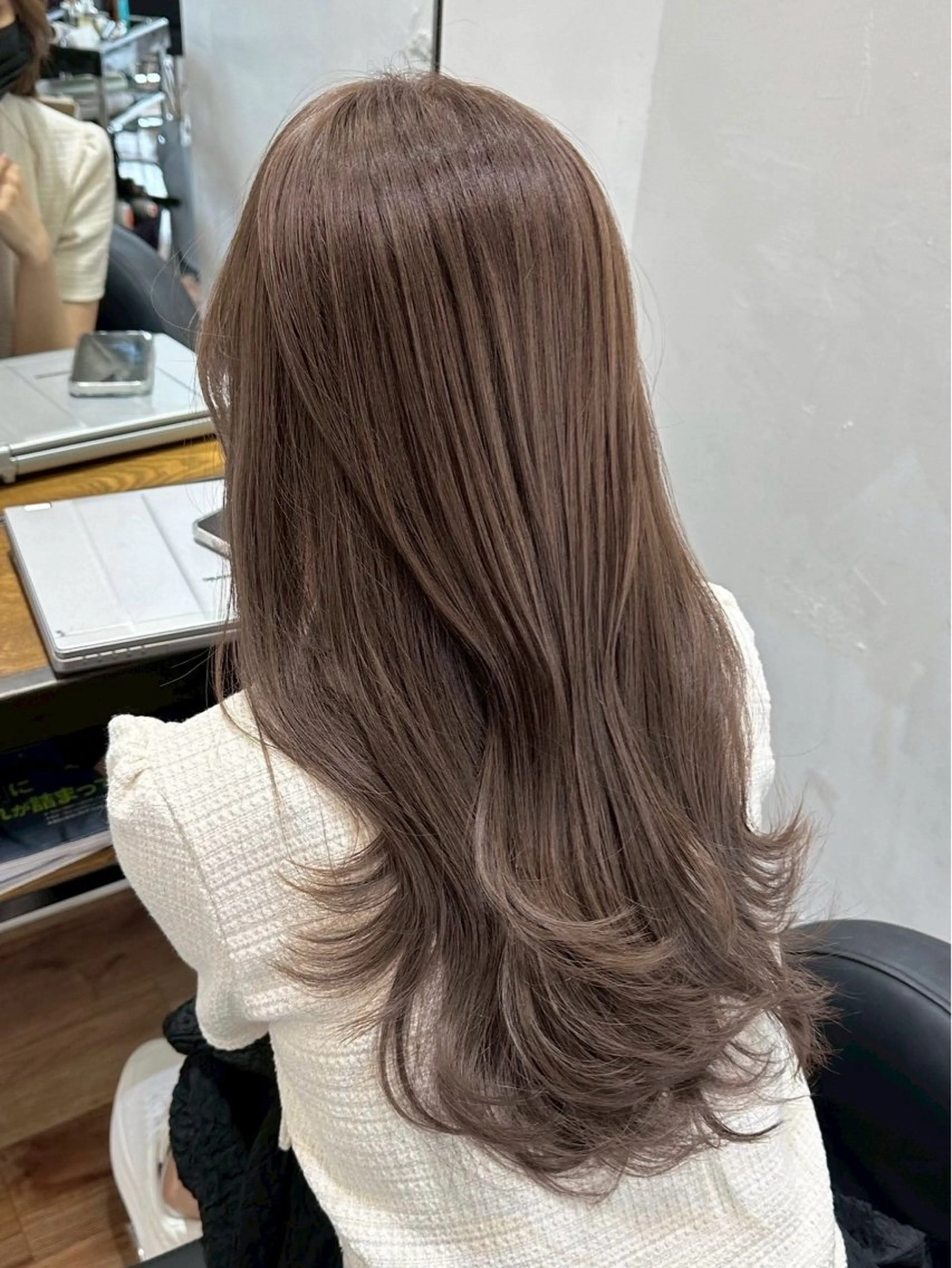 ロング こもも/ワンホン/ 韓国/髪質改善のヘアスタイル