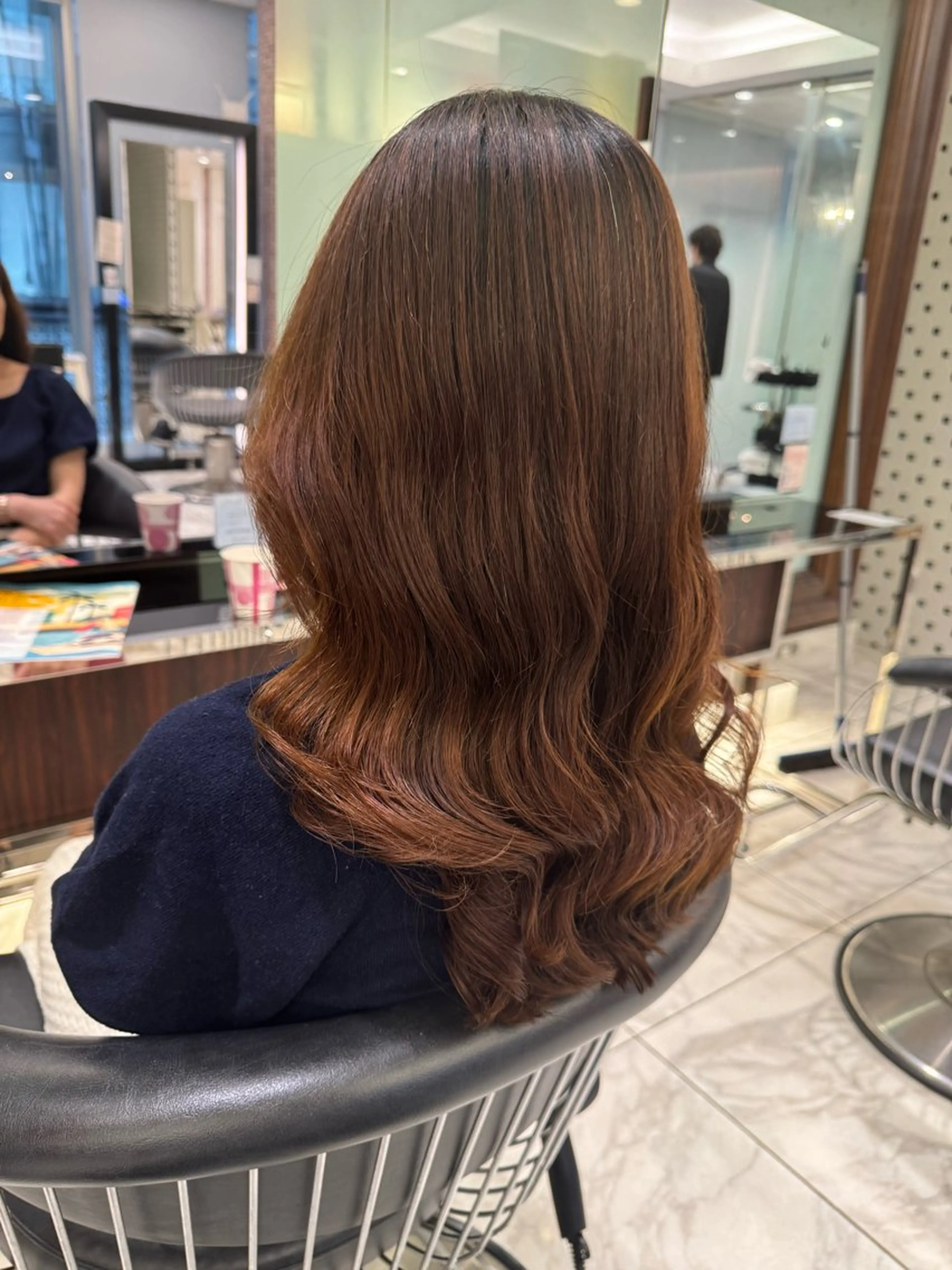 ロング パーマ コテ巻きパーマ 藤野佑成のヘアスタイル