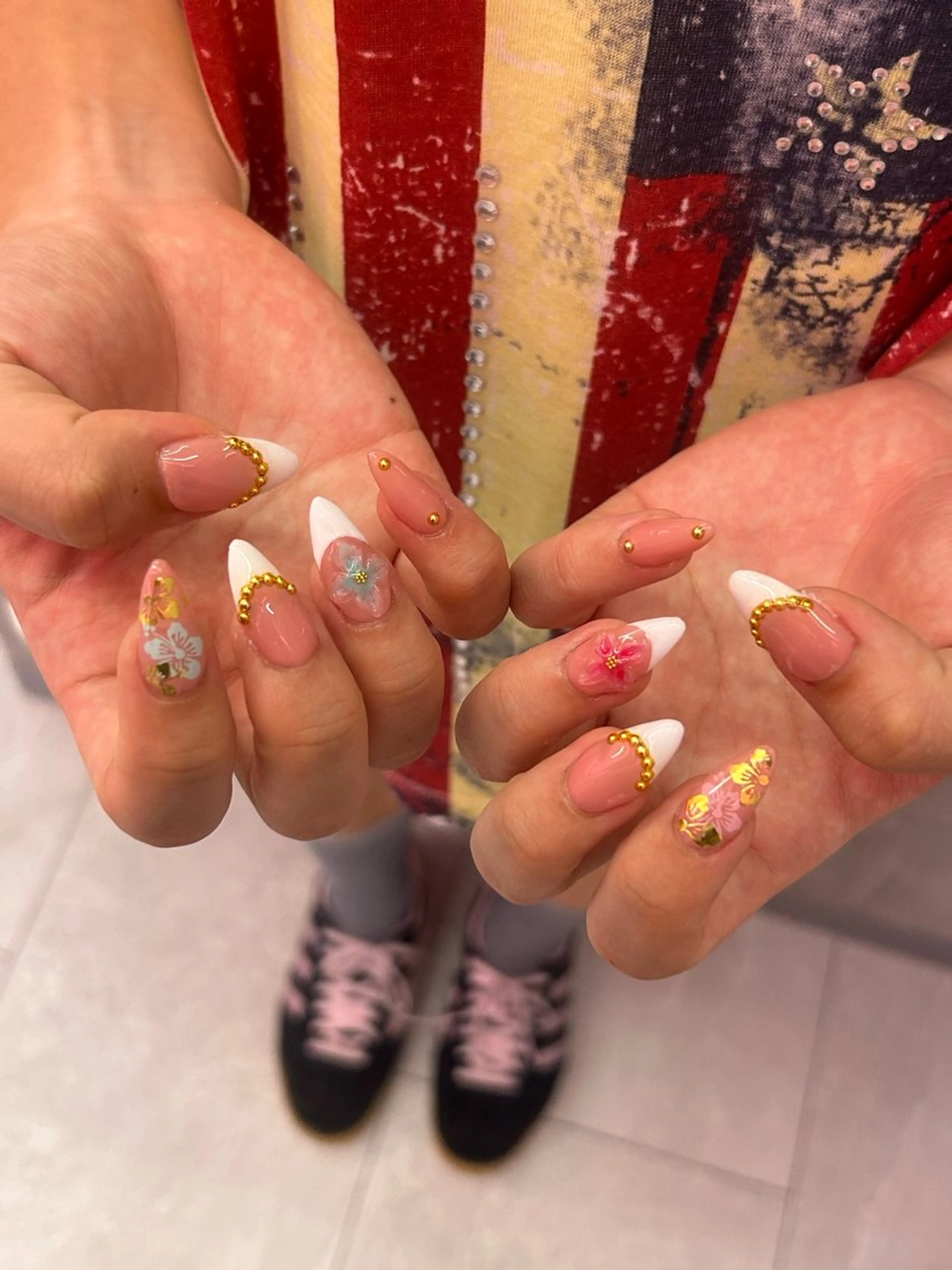 ネイル hinata池袋 🌙WOLTOKYOのネイルデザイン