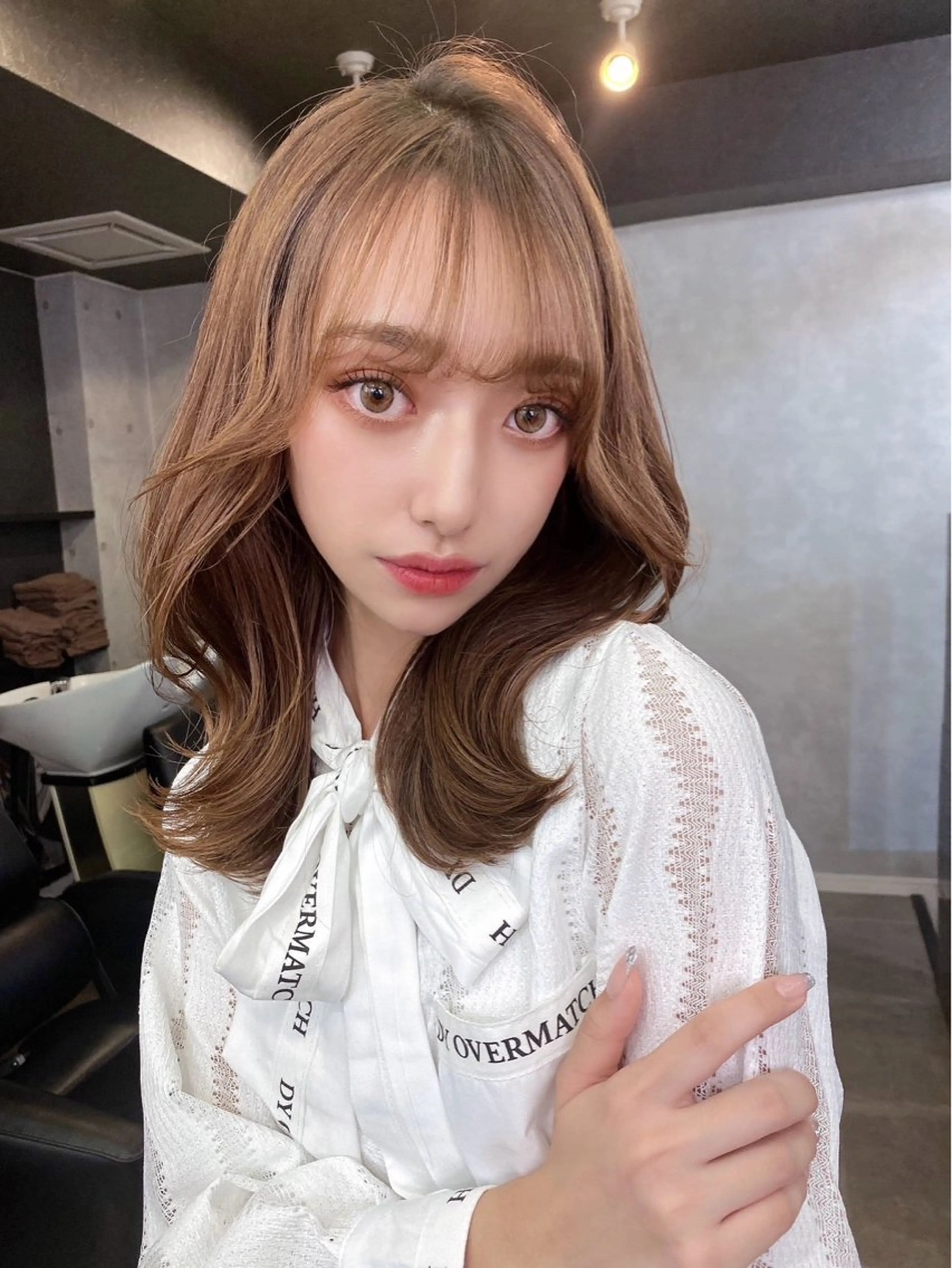 ミディアム ボブレイヤー ボブ くびれヘア エギョモリ ヨシンモリ カット ヘアカラー トリートメント 大人可愛いヘア 大田のヘアスタイル