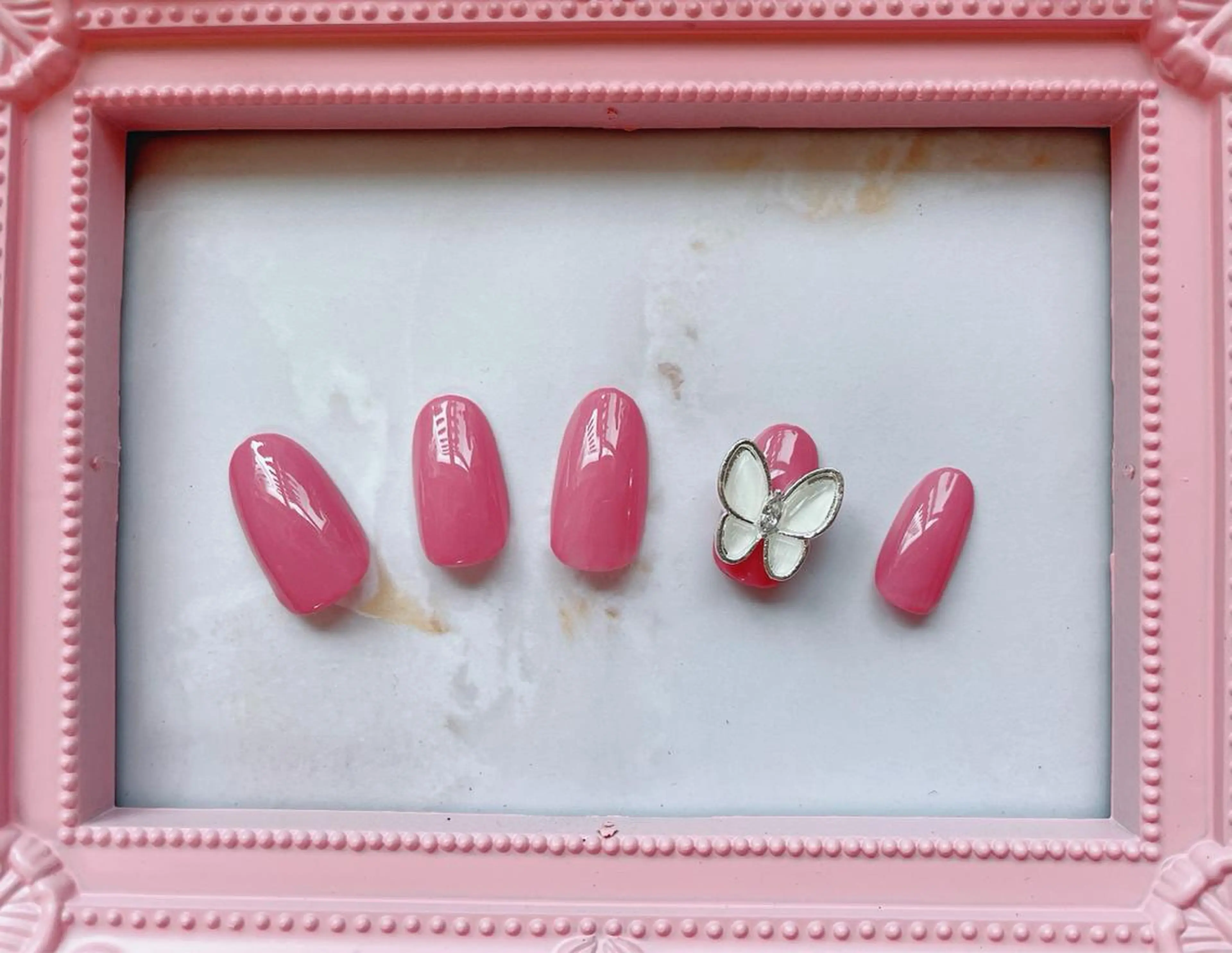 ネイル ワンカラーネイル オーナーネイリスト MAKIのネイルデザイン