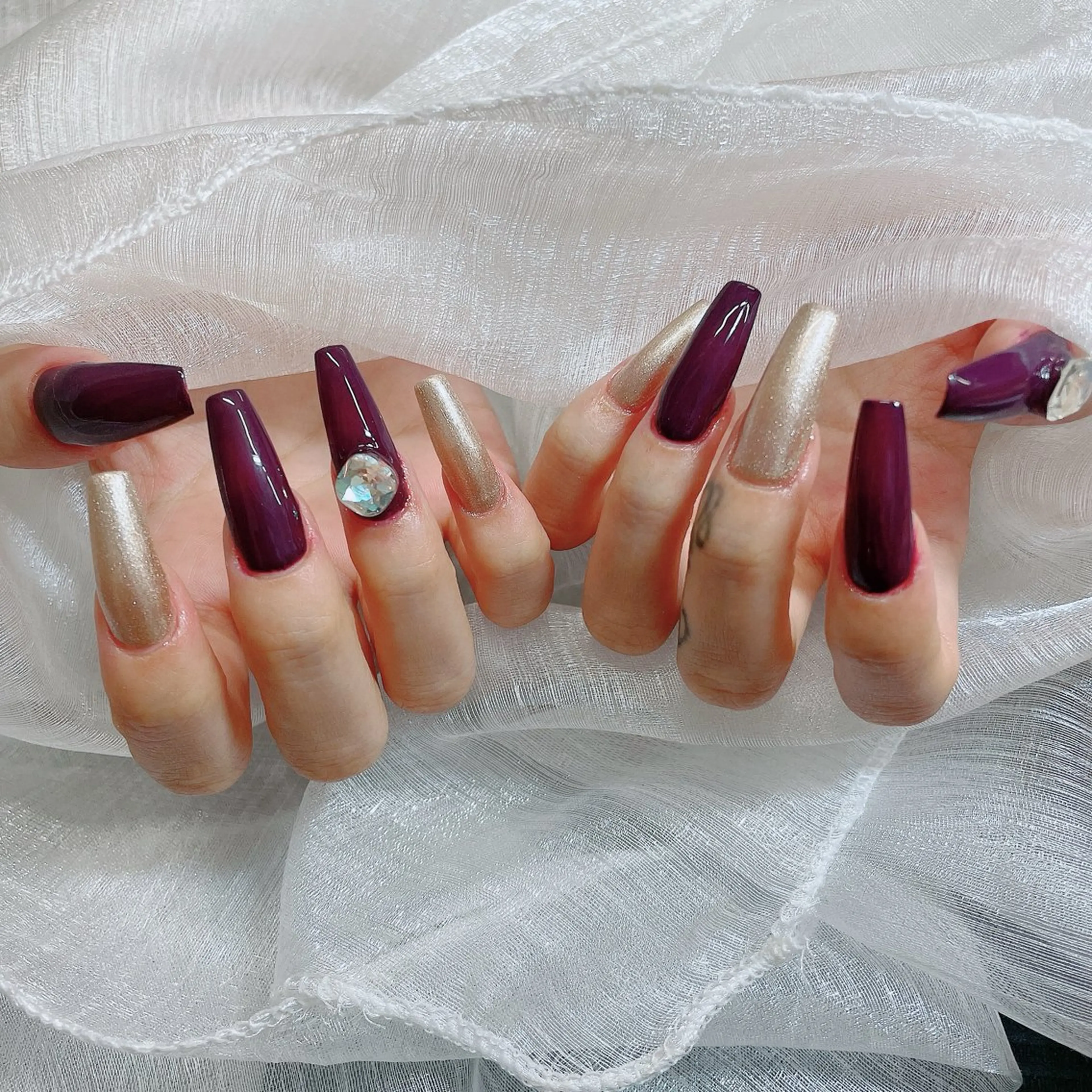 ネイル 長さ出し 持ち込み ネイルチップ スウィーティ ネイル スタジオ所属・泉 ココのネイルデザイン