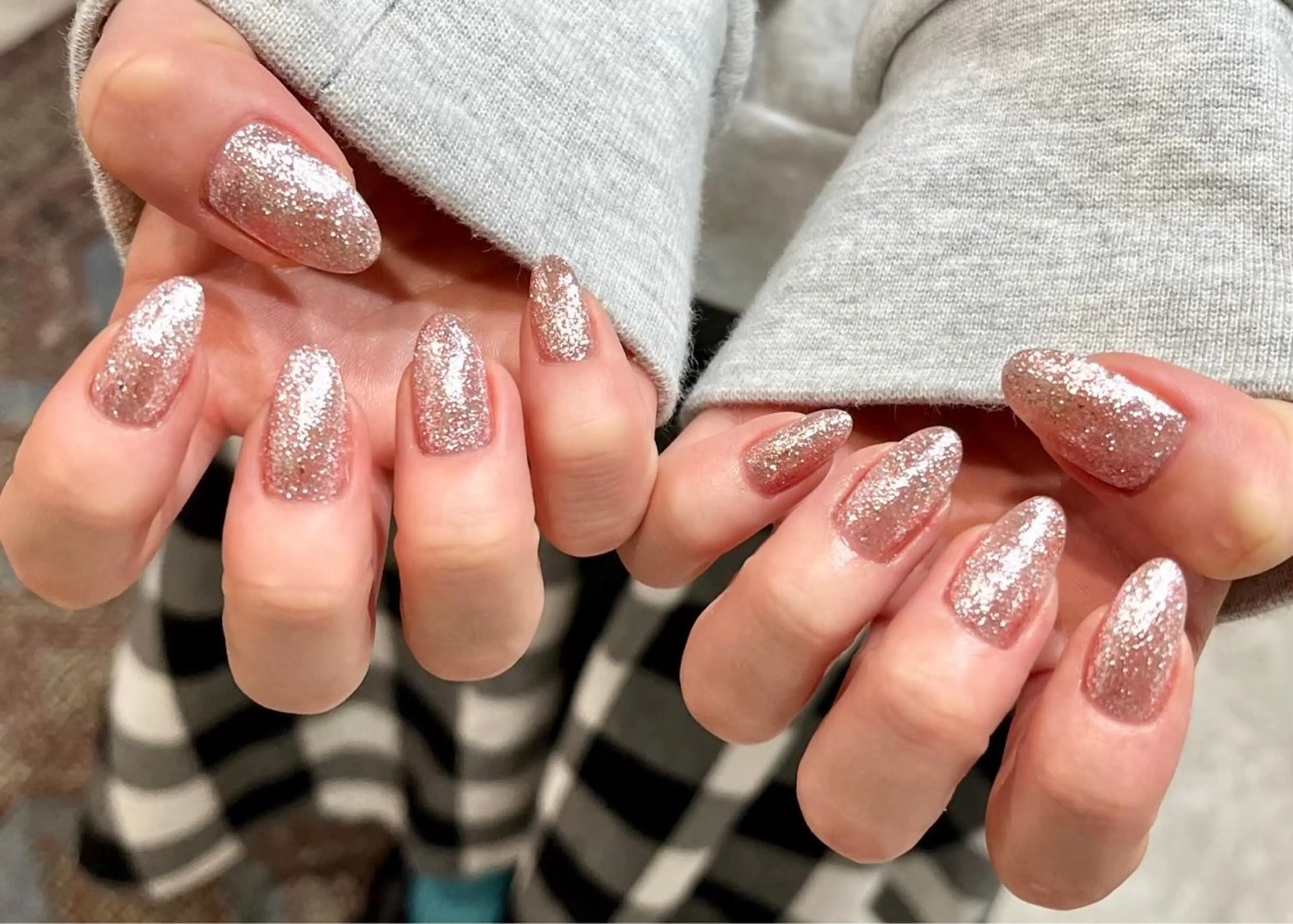 【限定✨️Jrネイリスト】ハンド💅ワンカラー/ラメグラ✨️（初回ジェルオフ無料）の写真