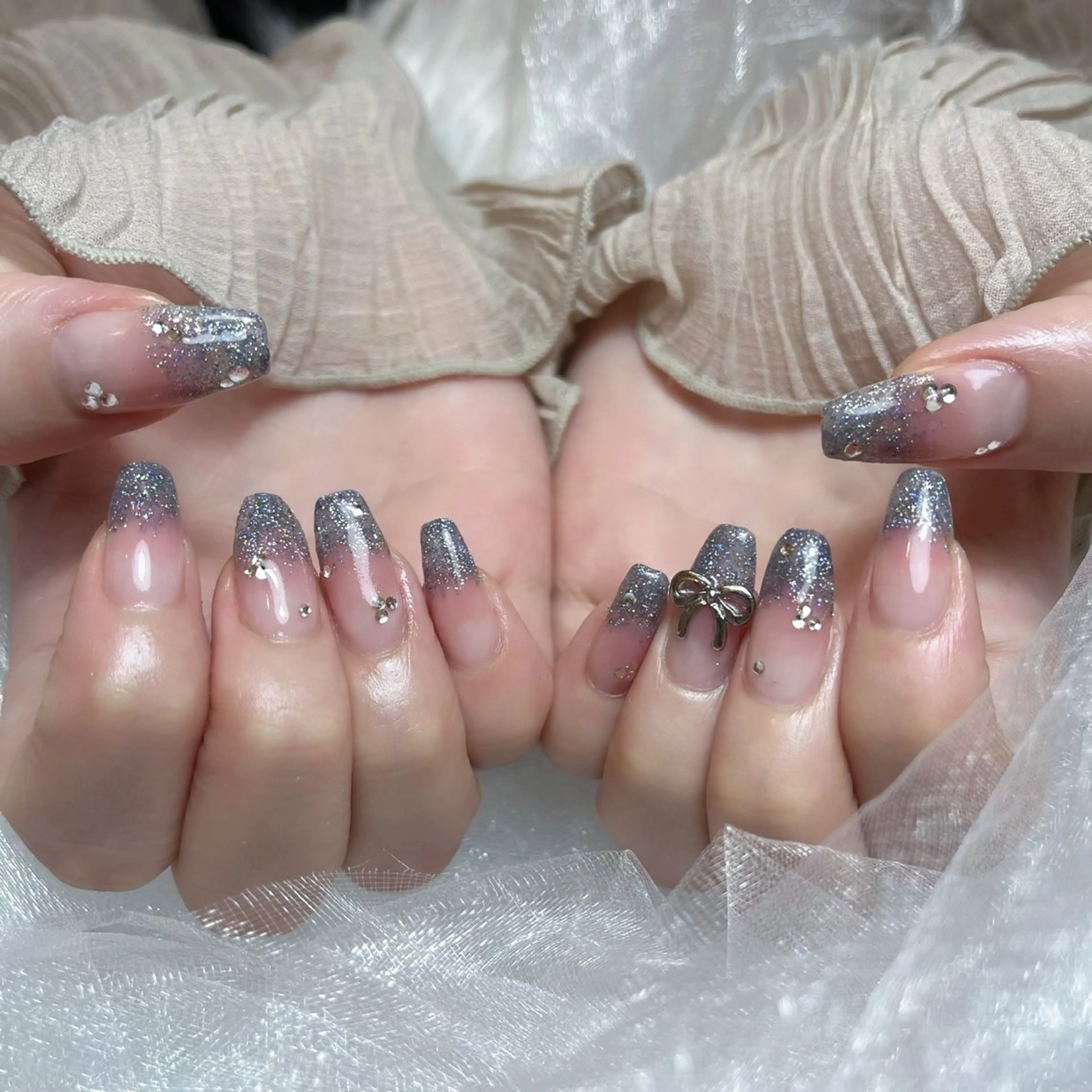 ネイル リボン ハンドネイル Lili beauty salon所属・Lilibeauty salonのネイルデザイン