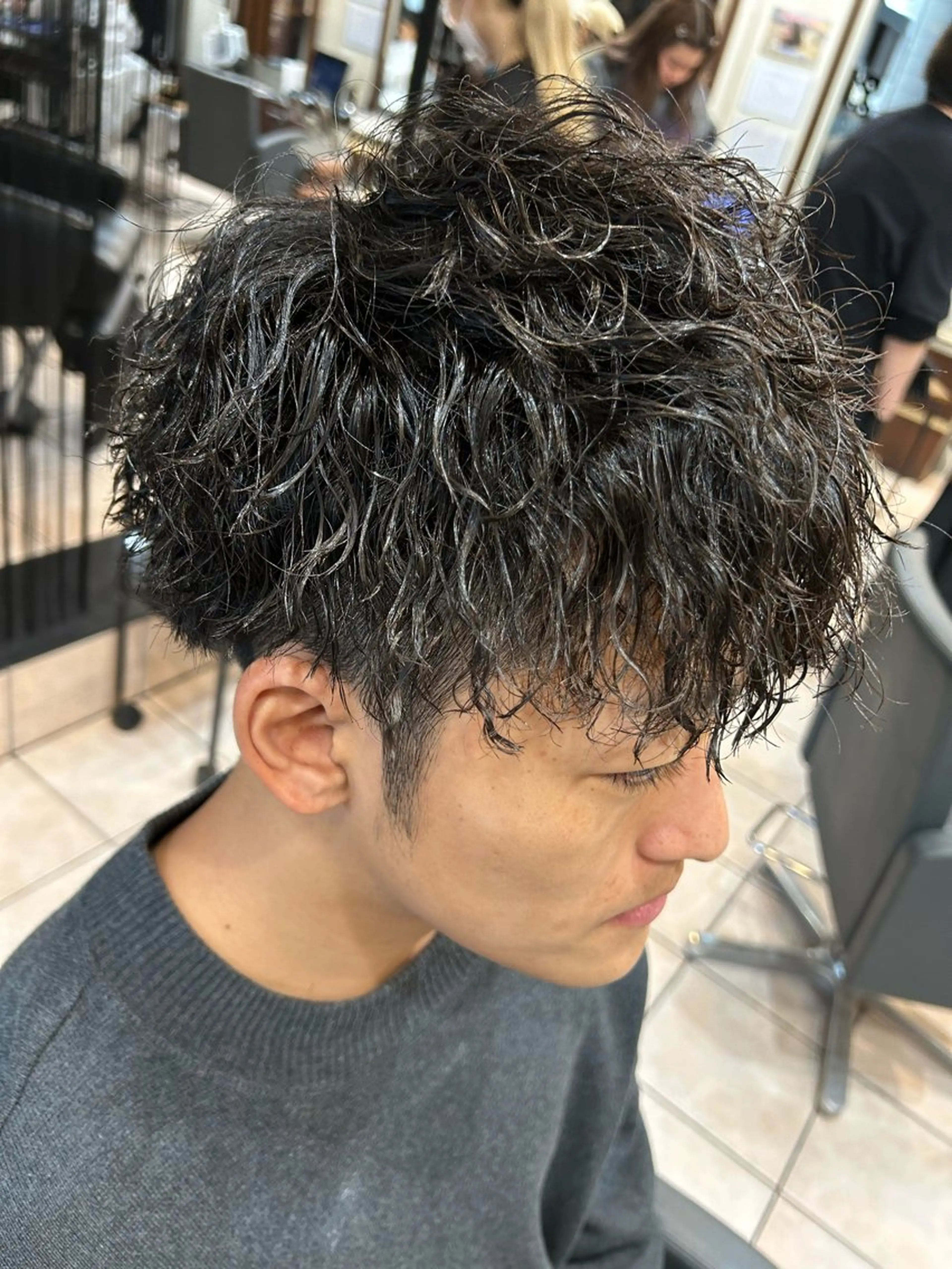 ミディアム パーマ メンズ 大阪/梅田/シャドウ パーマ/ノボリユウタのヘアスタイル