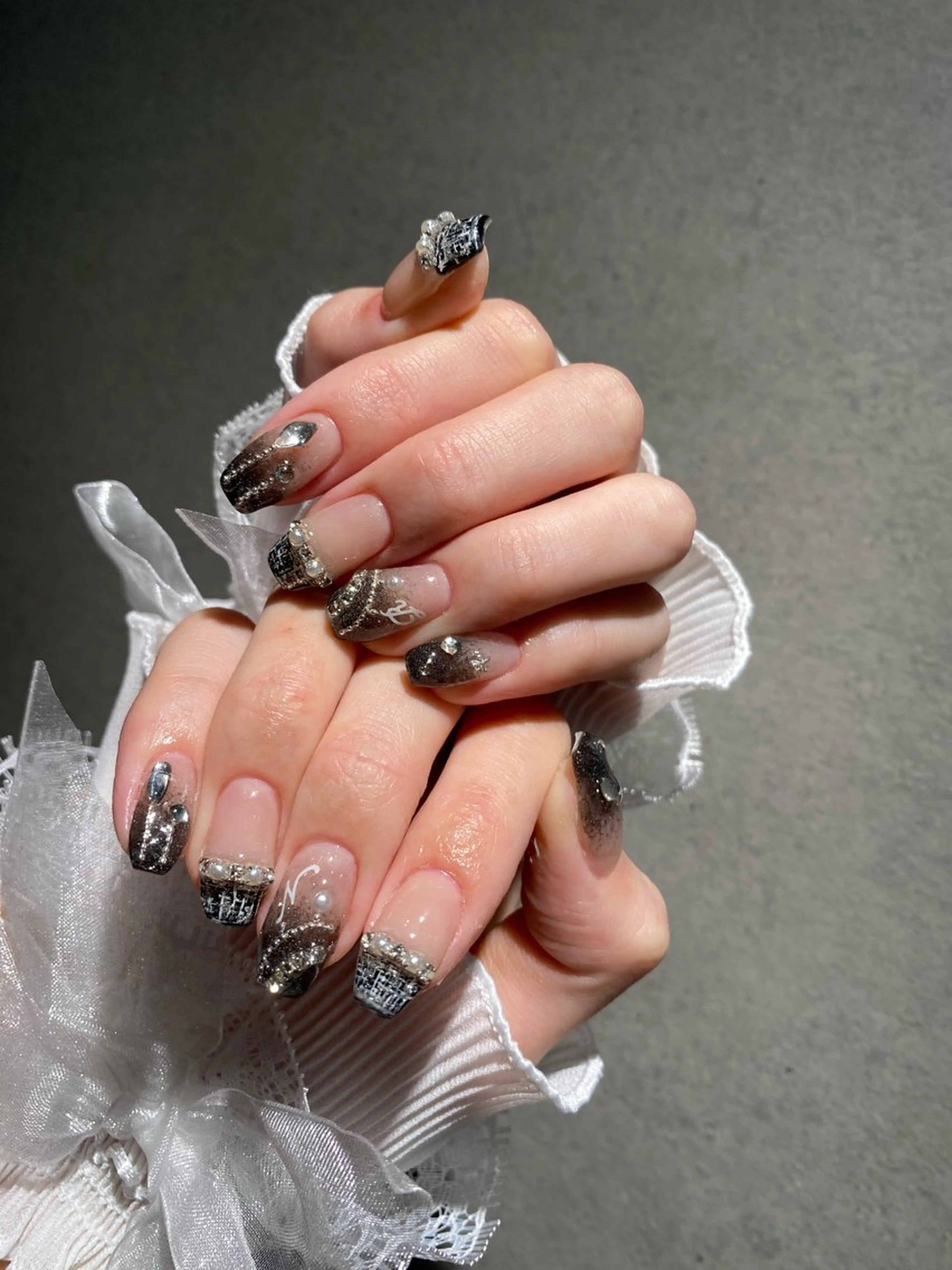 ネイル I-nailロング /ワンホン/キラキラのネイルデザイン