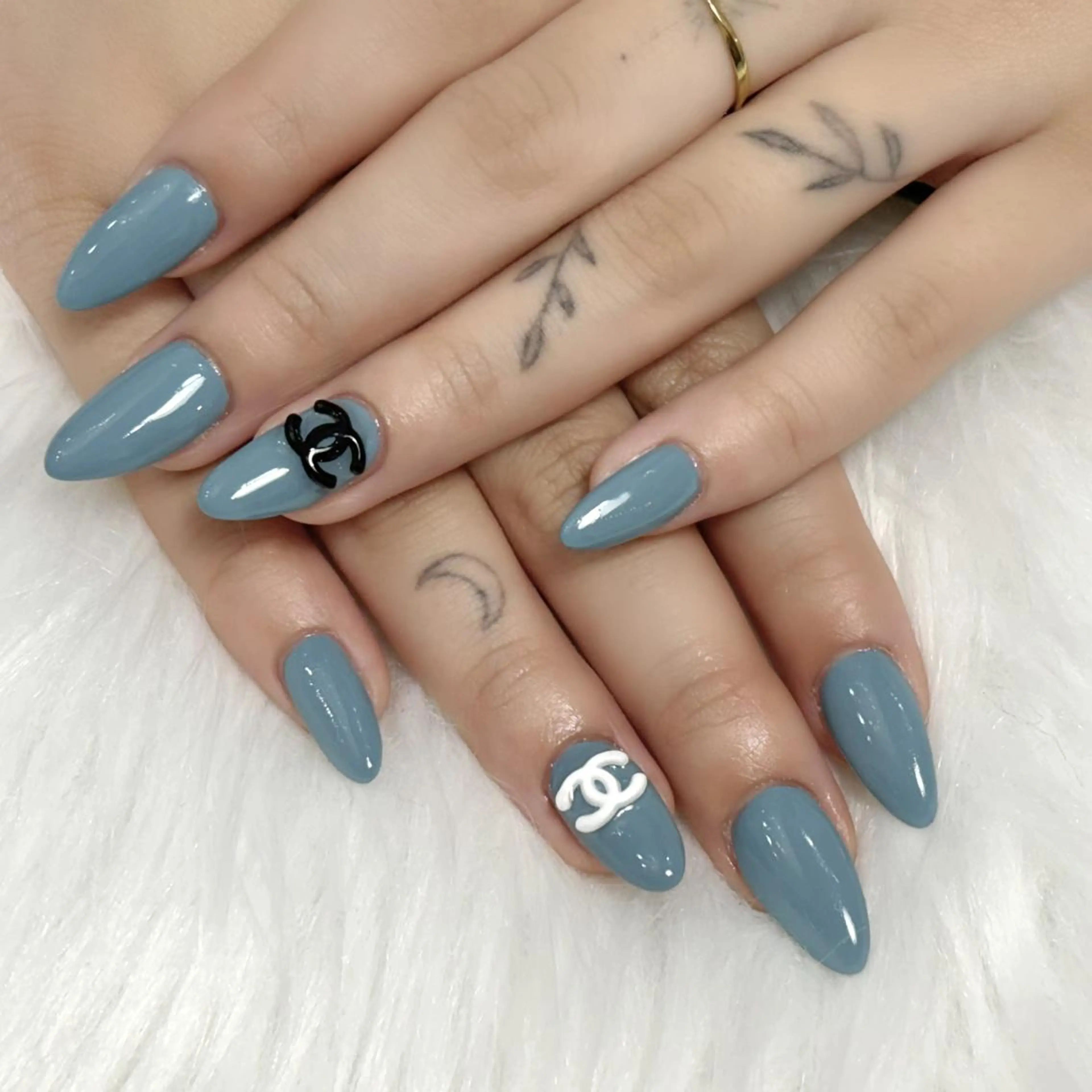 ネイル ハンドネイル REBEST nailのネイルデザイン