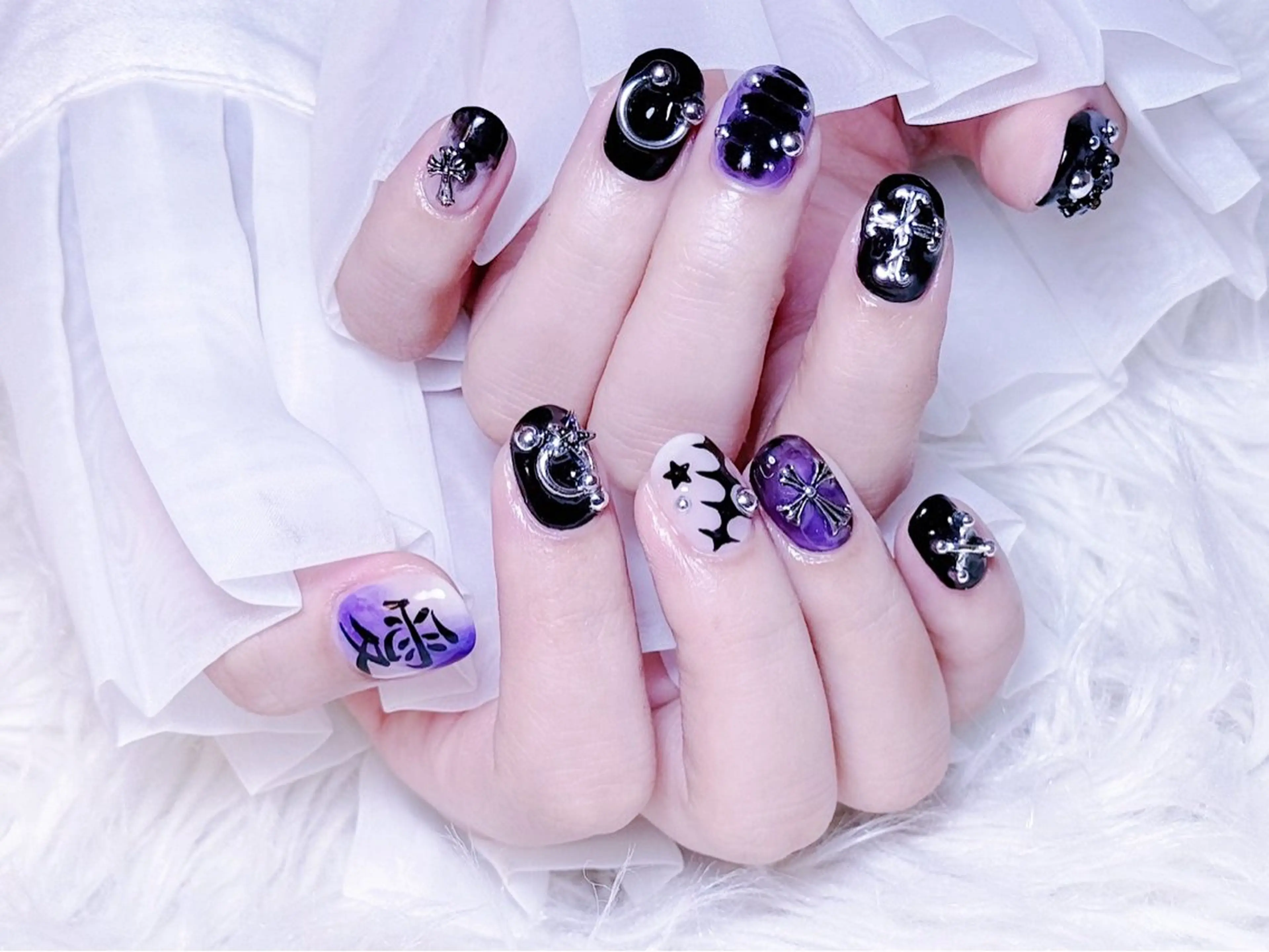 ネイル チークネイル 長さ出し フラワーネイル フレンチネイル ガーリー ハンドネイル NEW NAIL所属・NEW NAIL 池袋のネイルデザイン