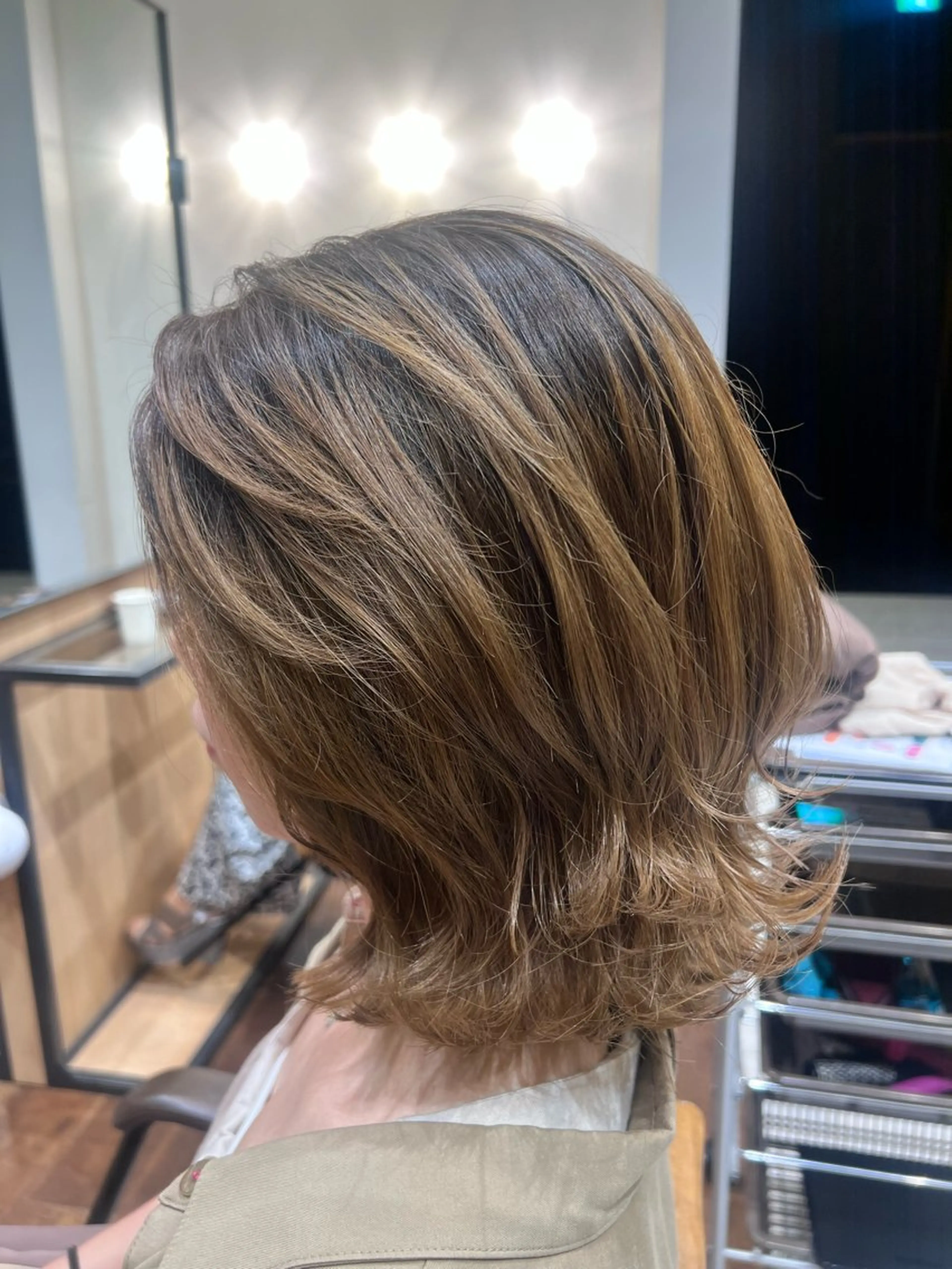 ミディアム カラー 🌻井上 マリー🌻のヘアスタイル