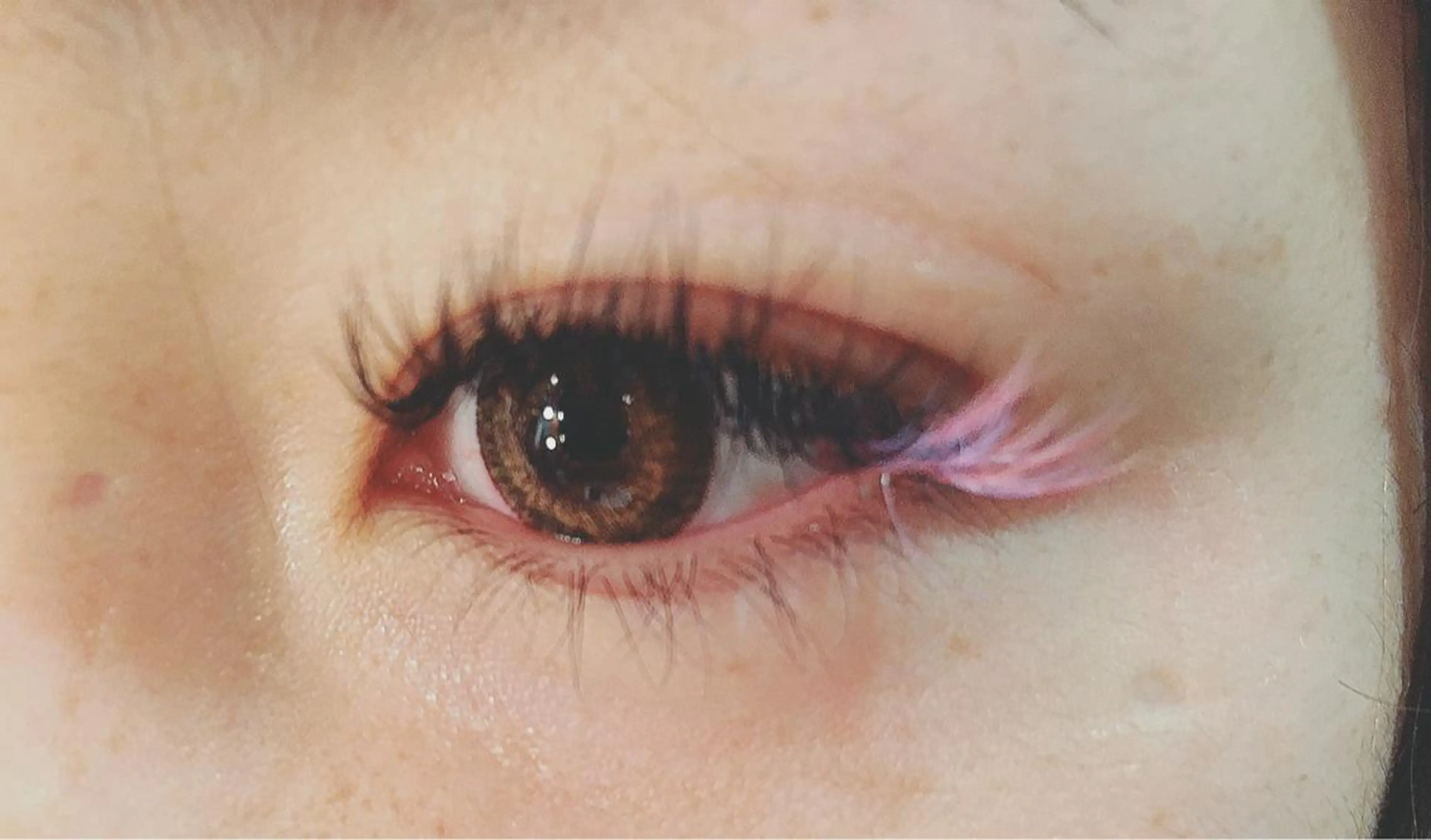 マツエク・マツパ カラーマツエク due hair 京都駅前店 MILBON オージュア認定サロン【デューヘアー】所属・ハイトーンブリーチ 土坂　由志【京都】のヘアスタイル