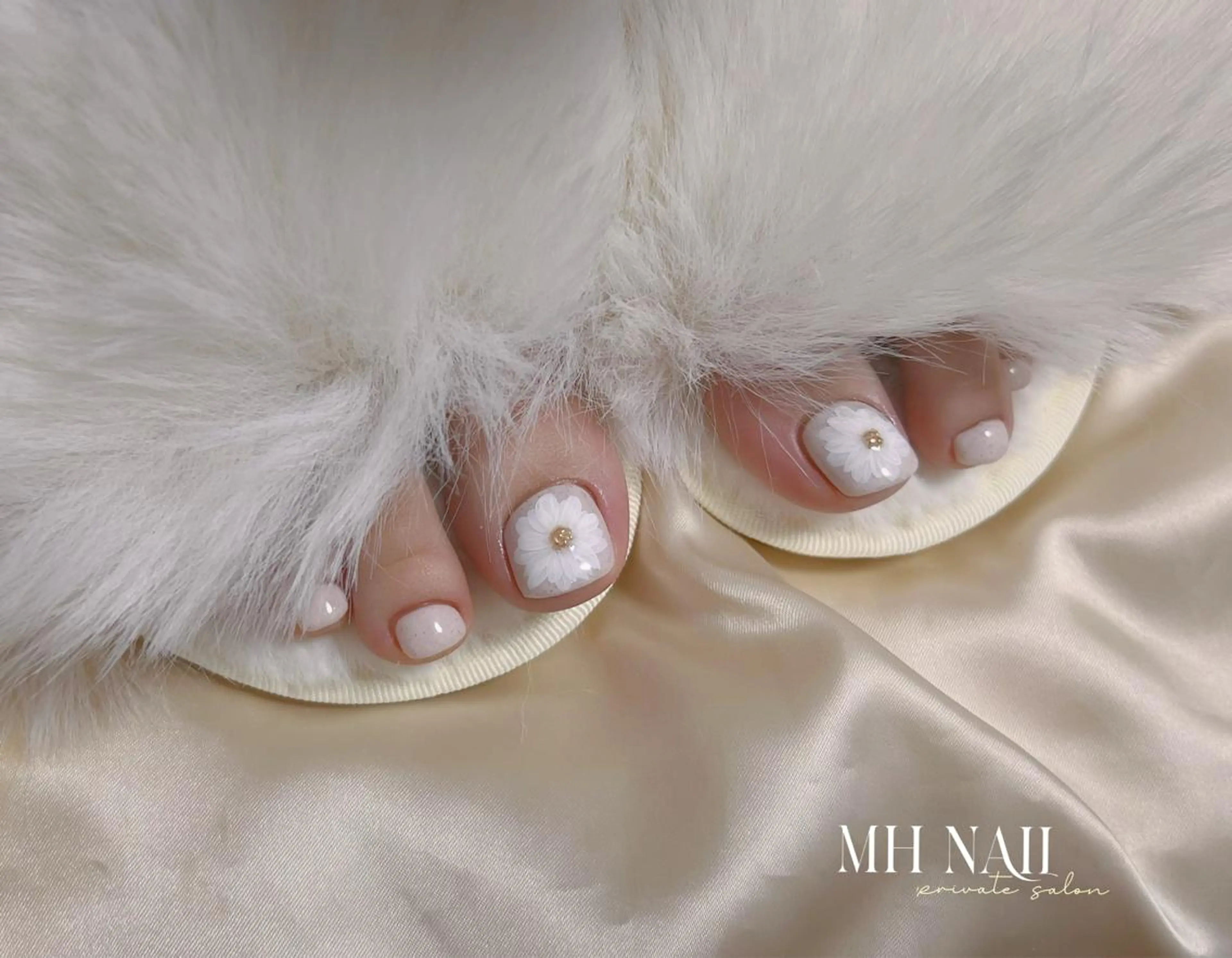 ネイル フットネイル MH Nailのネイルデザイン