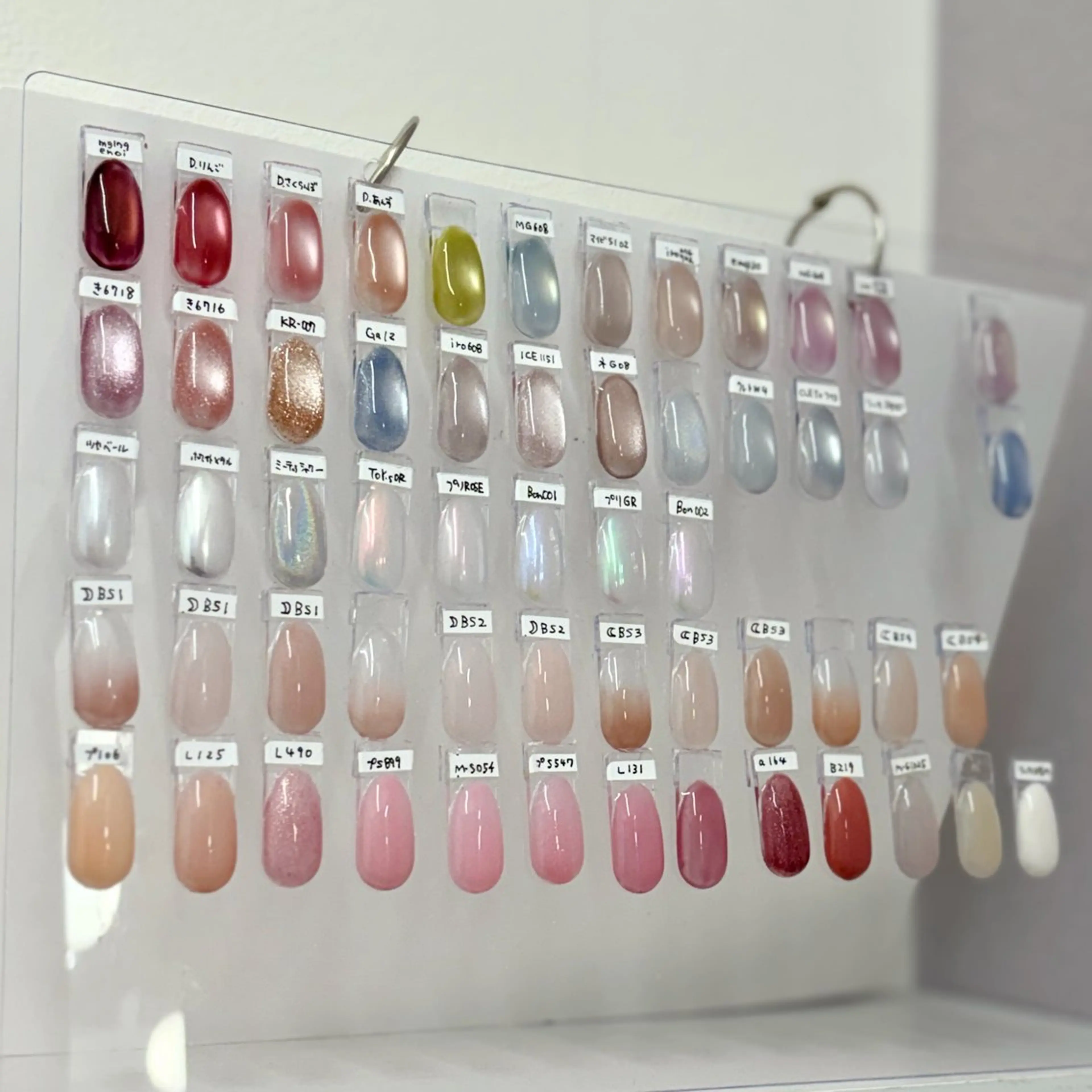 ネイル クリアネイル フラッシュネイル マグネットネイル オフィスネイル GO TODAY シェアサロン 表参道Colore店所属・nailmum jijiのネイルデザイン