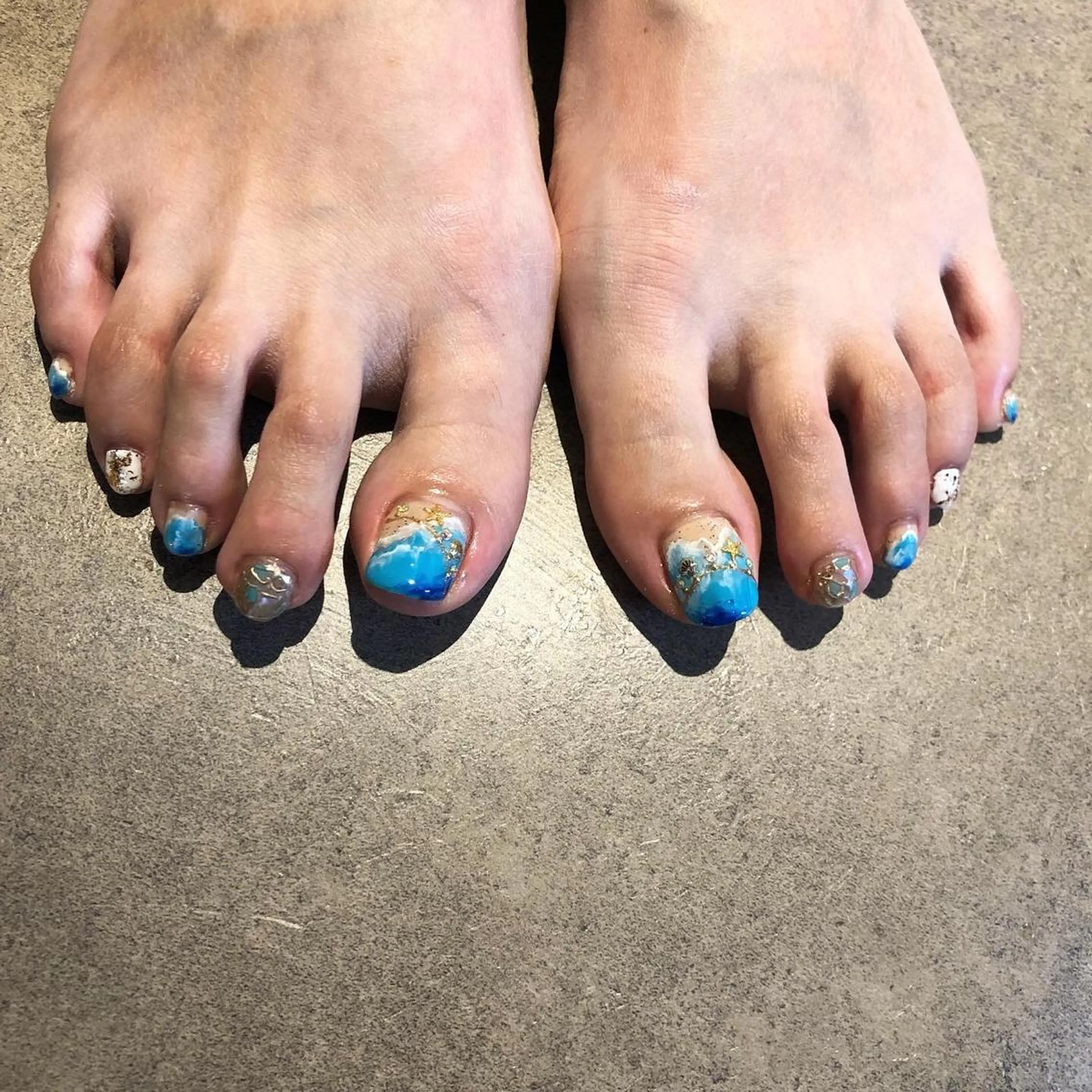 ネイル フットネイル ジェルネイル フットネイル casita（カシータ）所属・thrush nailsのネイルデザイン