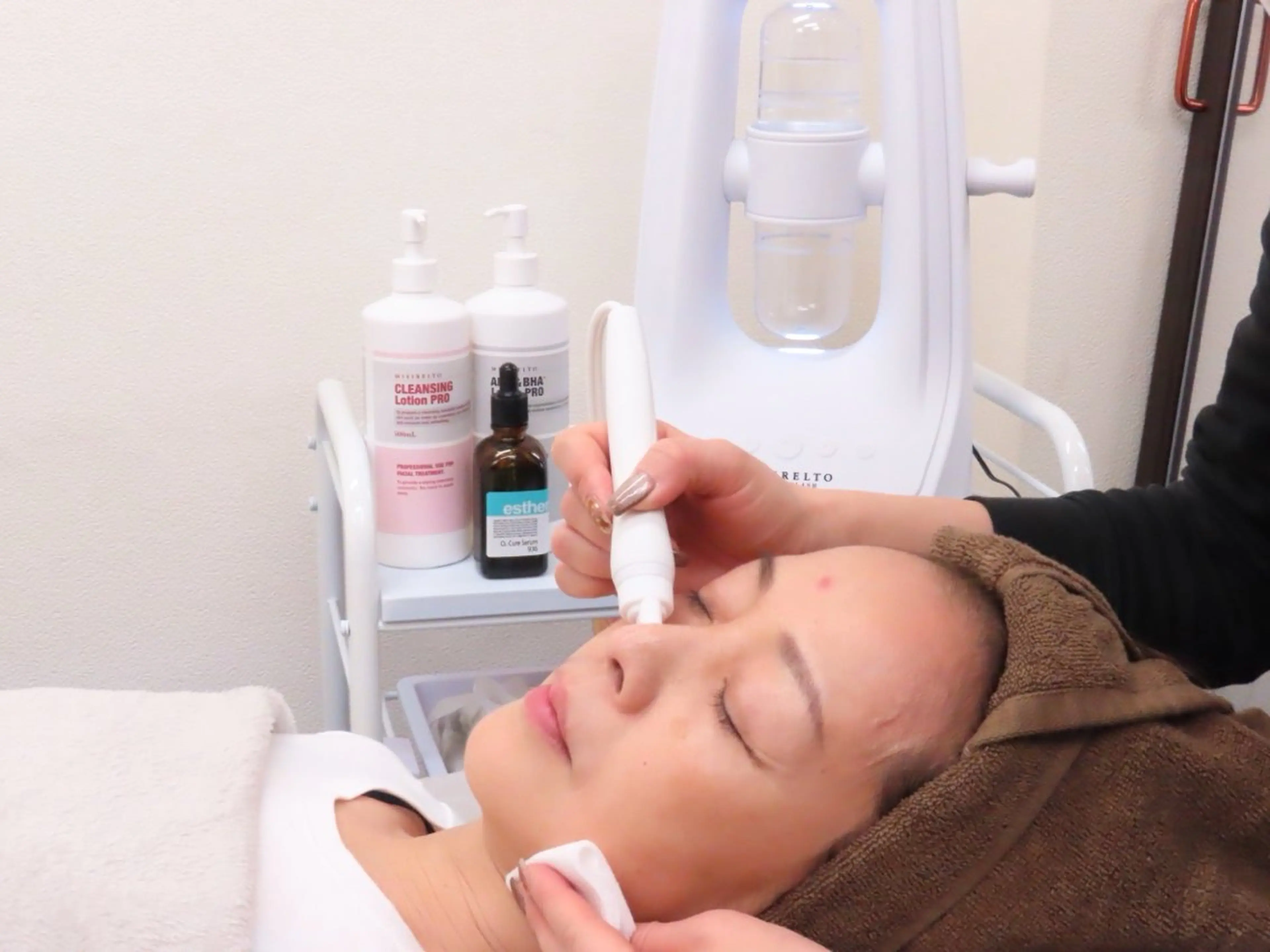 ミニモ限定🫧12月限定［毛穴汚れ/べたつき/ざらつきに］毛穴洗浄＋幹細胞美容液導入（通常10700円）の写真