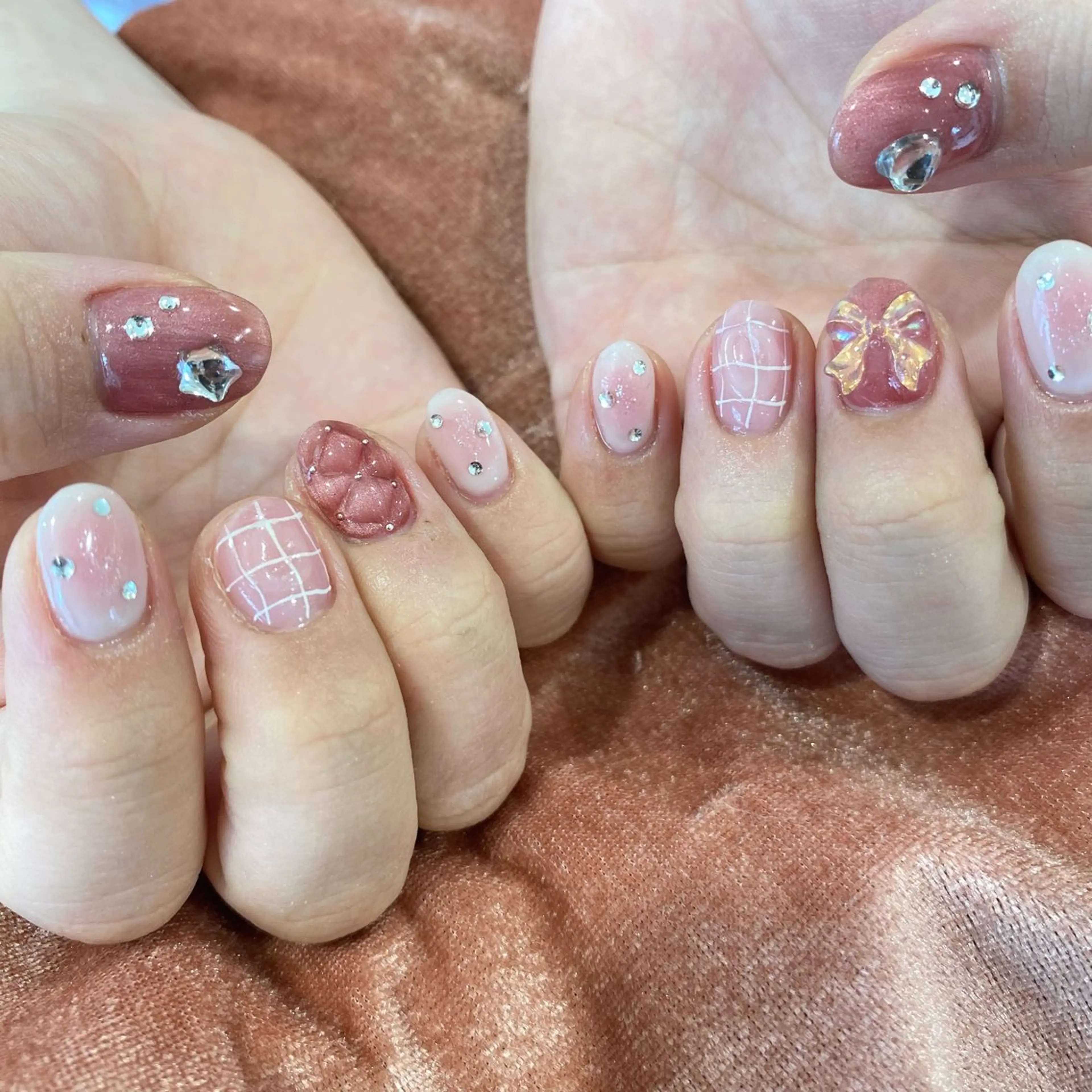 ネイル ハンドネイル 🥀たなか れね🍋のマツエク・マツパデザイン