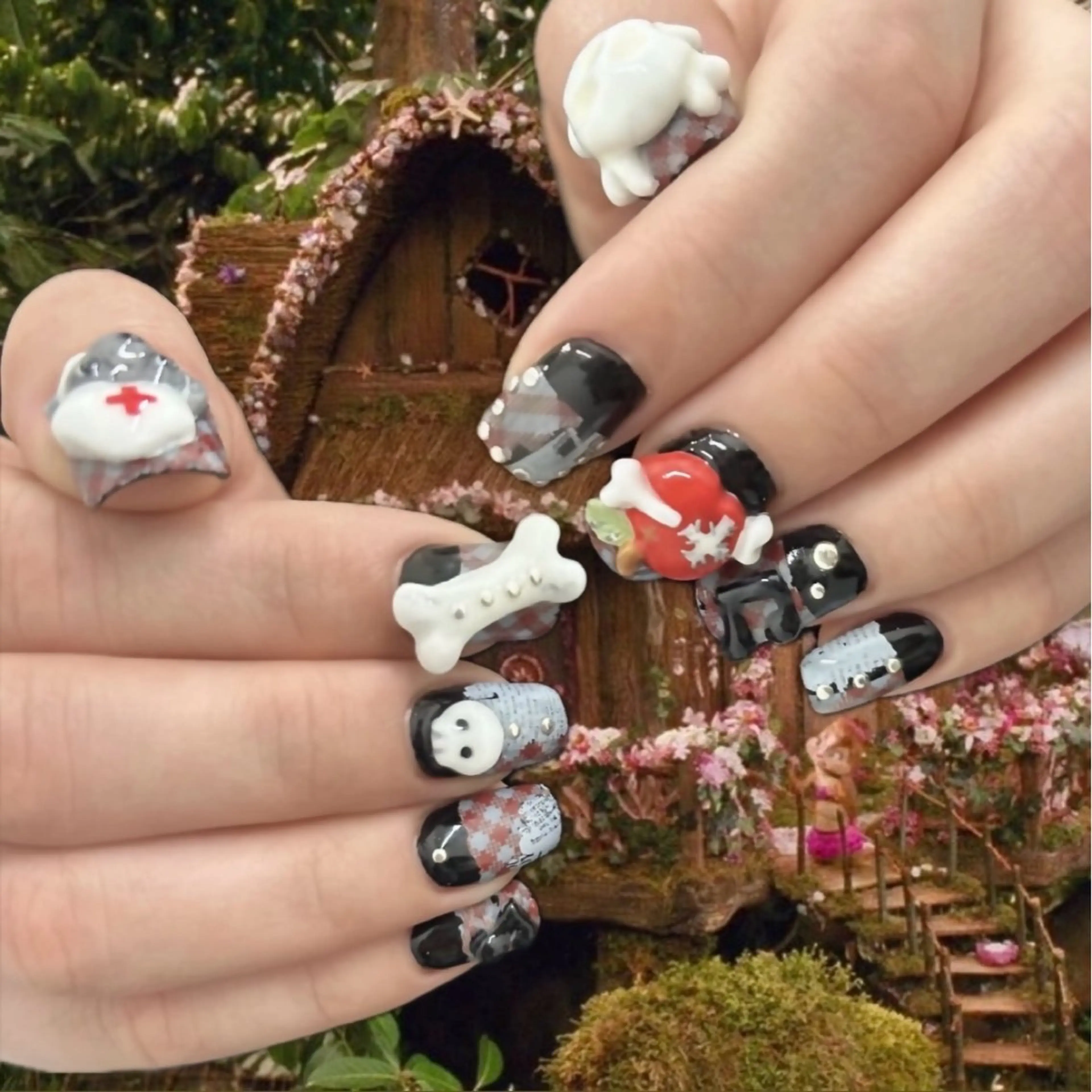 ネイル ニコネイルスクール maayaのネイルデザイン