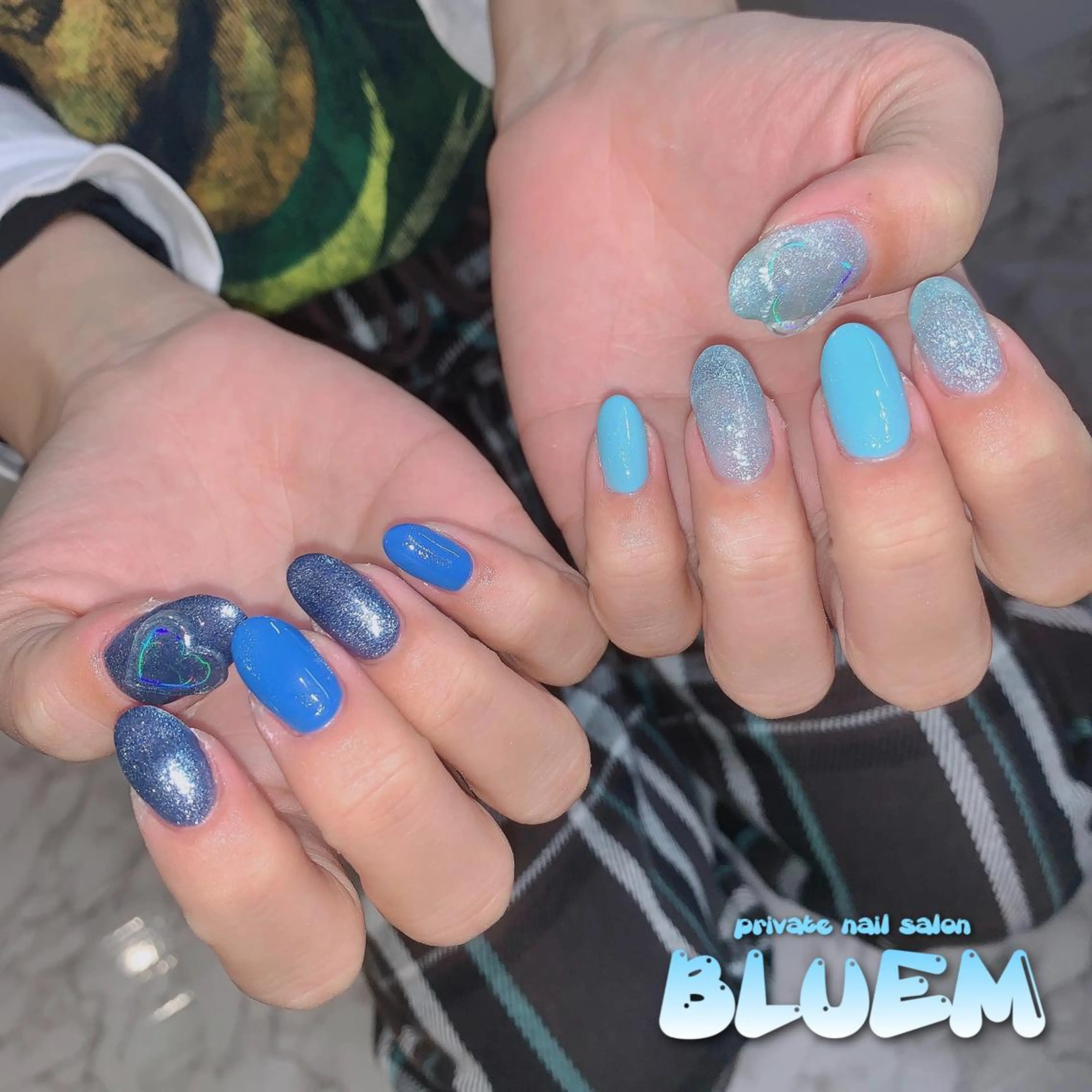 ネイル BLUEM なな🐶のネイルデザイン