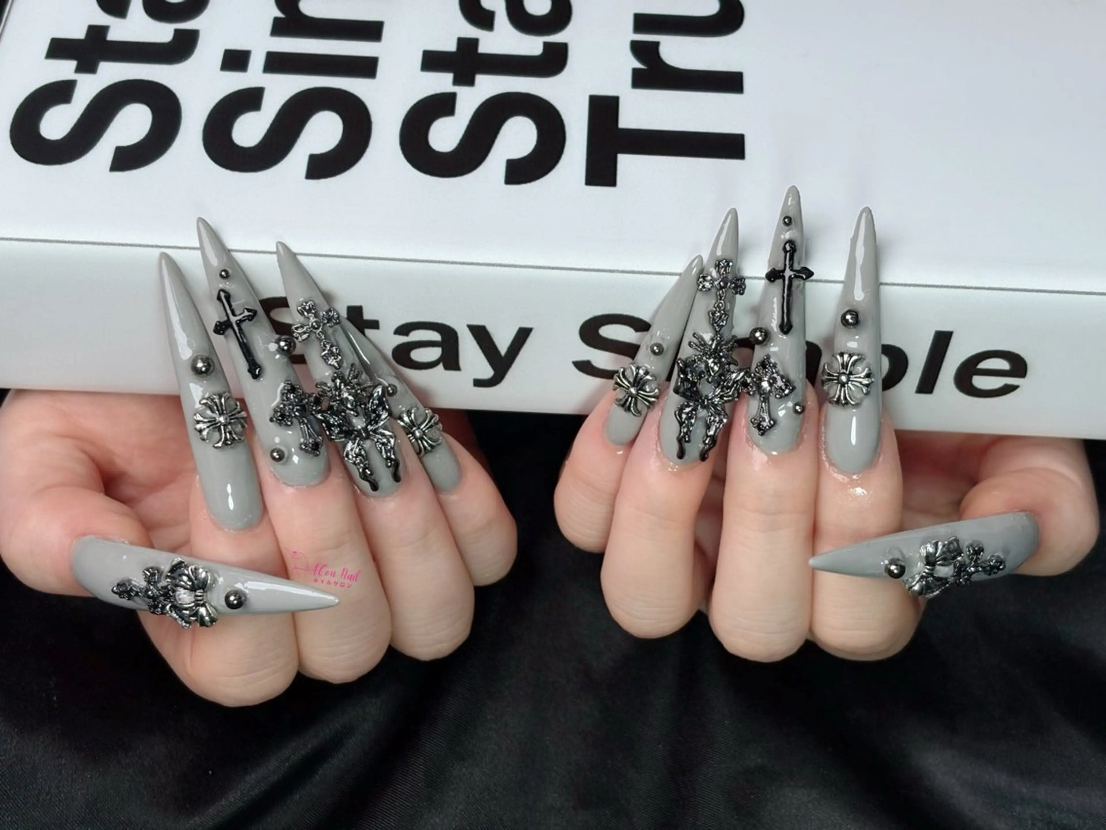 ネイル 桜ネイル 長さ出し フラワーネイル フレンチネイル ジェルネイル ハンドネイル AConNailSalon所属・ACon NailSalonのネイルデザイン