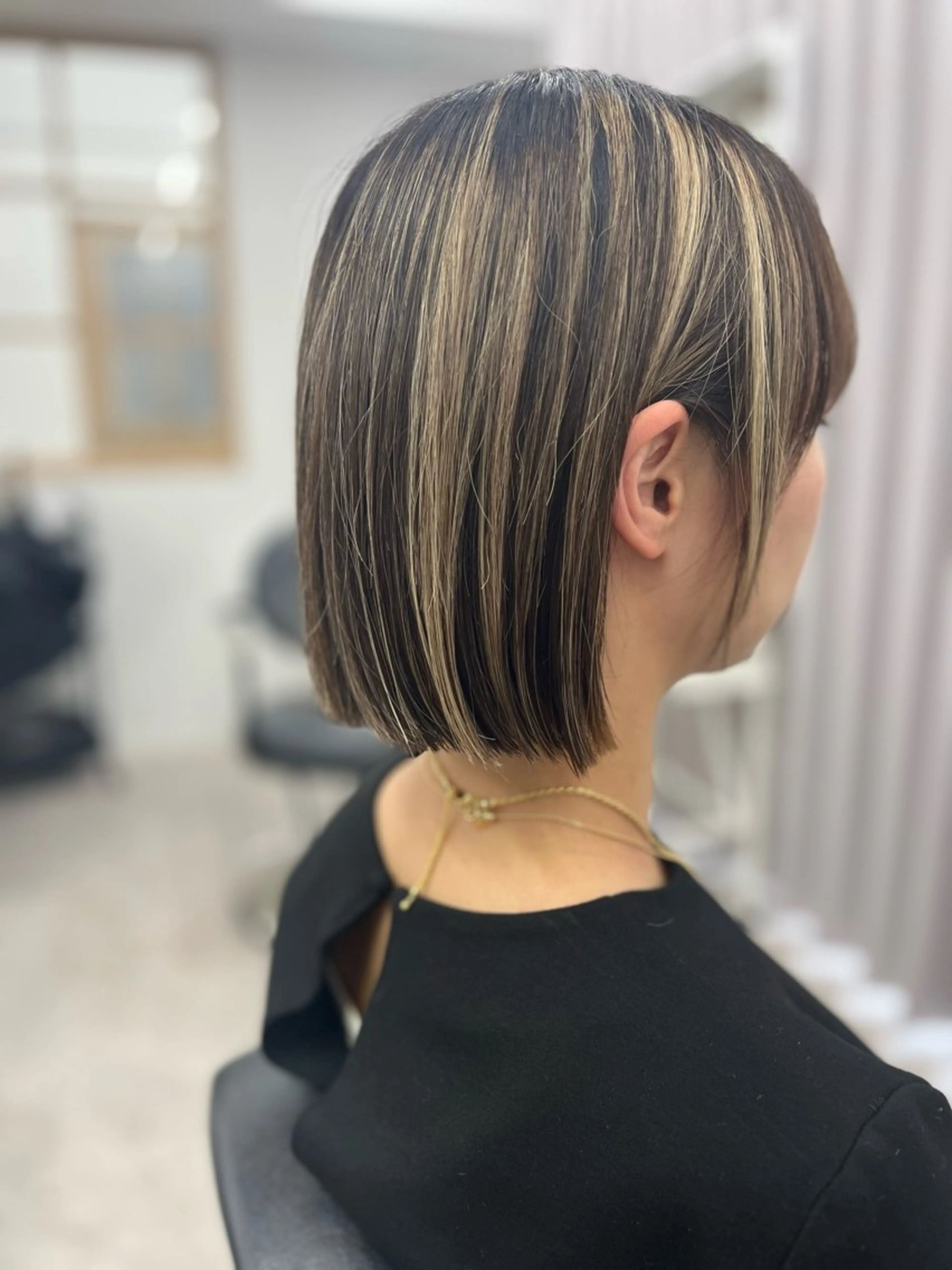 ショート ボブ 顔まわりレイヤー 顔周りカット レイヤーカット 🫧ぷる艶カラー🫧 Yuubi🦩のヘアスタイル