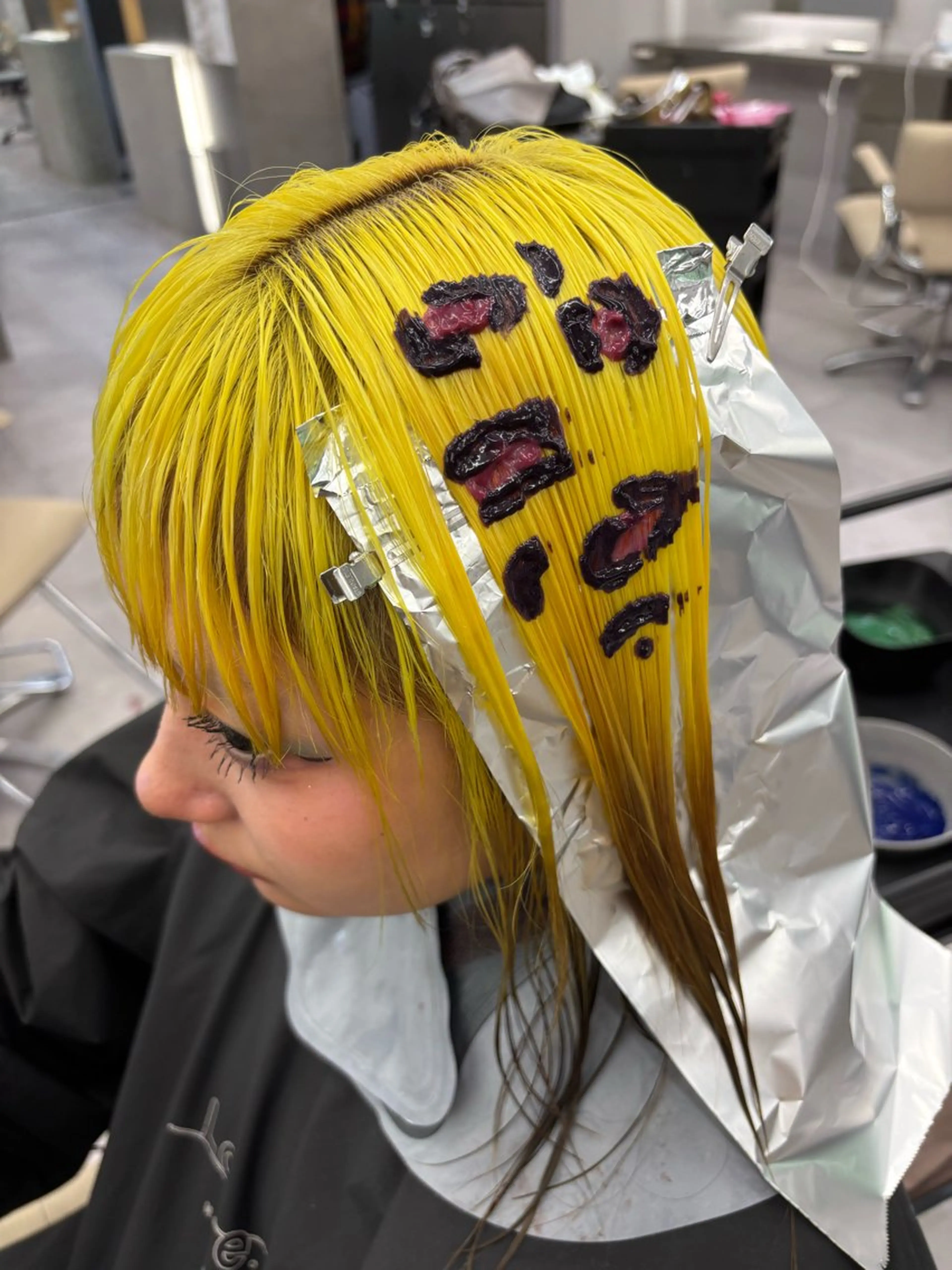 ミディアム カラー デザインカラー ヘアカラー 名古屋／デザイン／ ブリーチ/松井亮磨のヘアスタイル