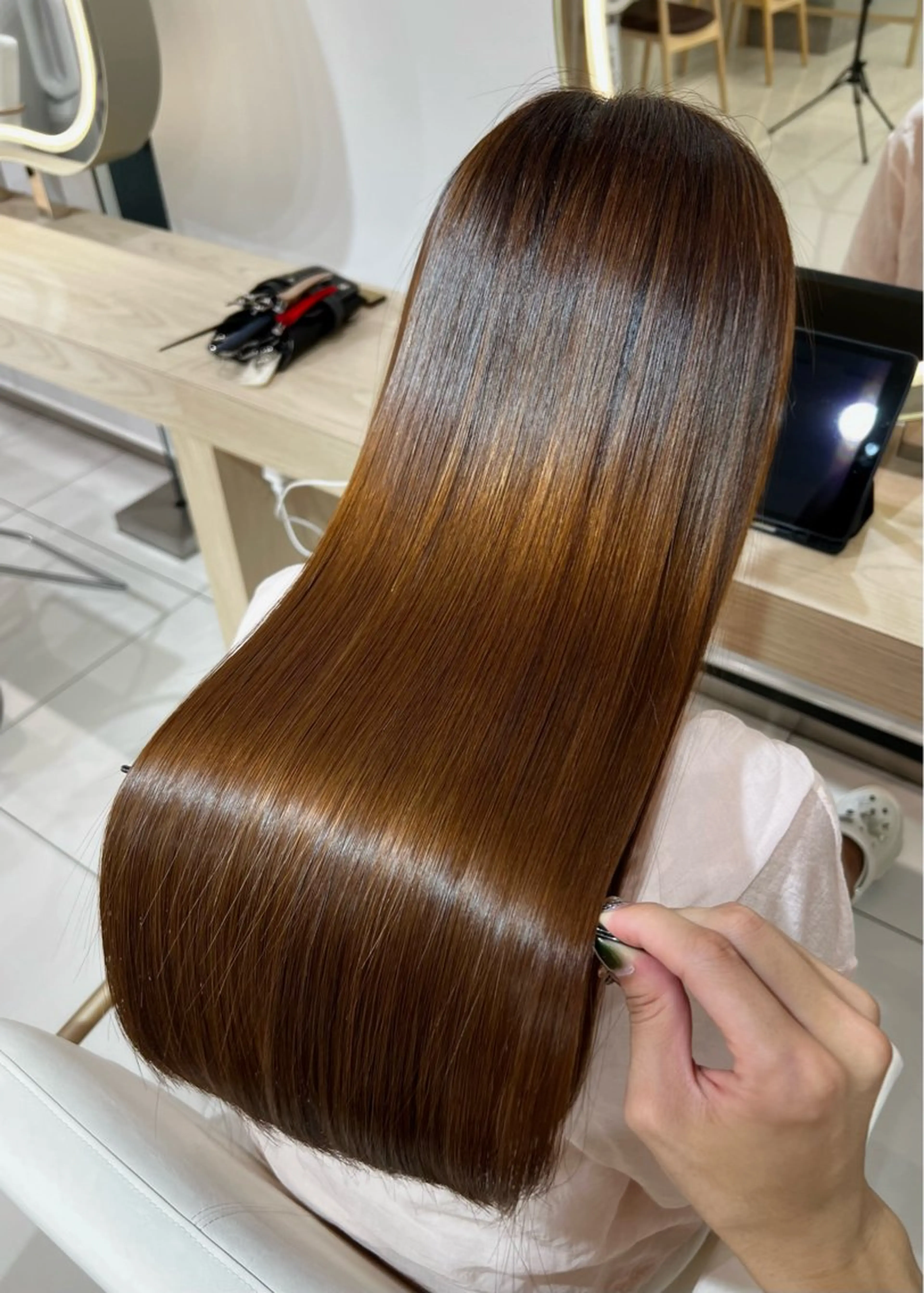 ロング カット 縮毛矯正 トリートメント レイヤー×韓国 🇰🇷鈴木啓太のヘアスタイル