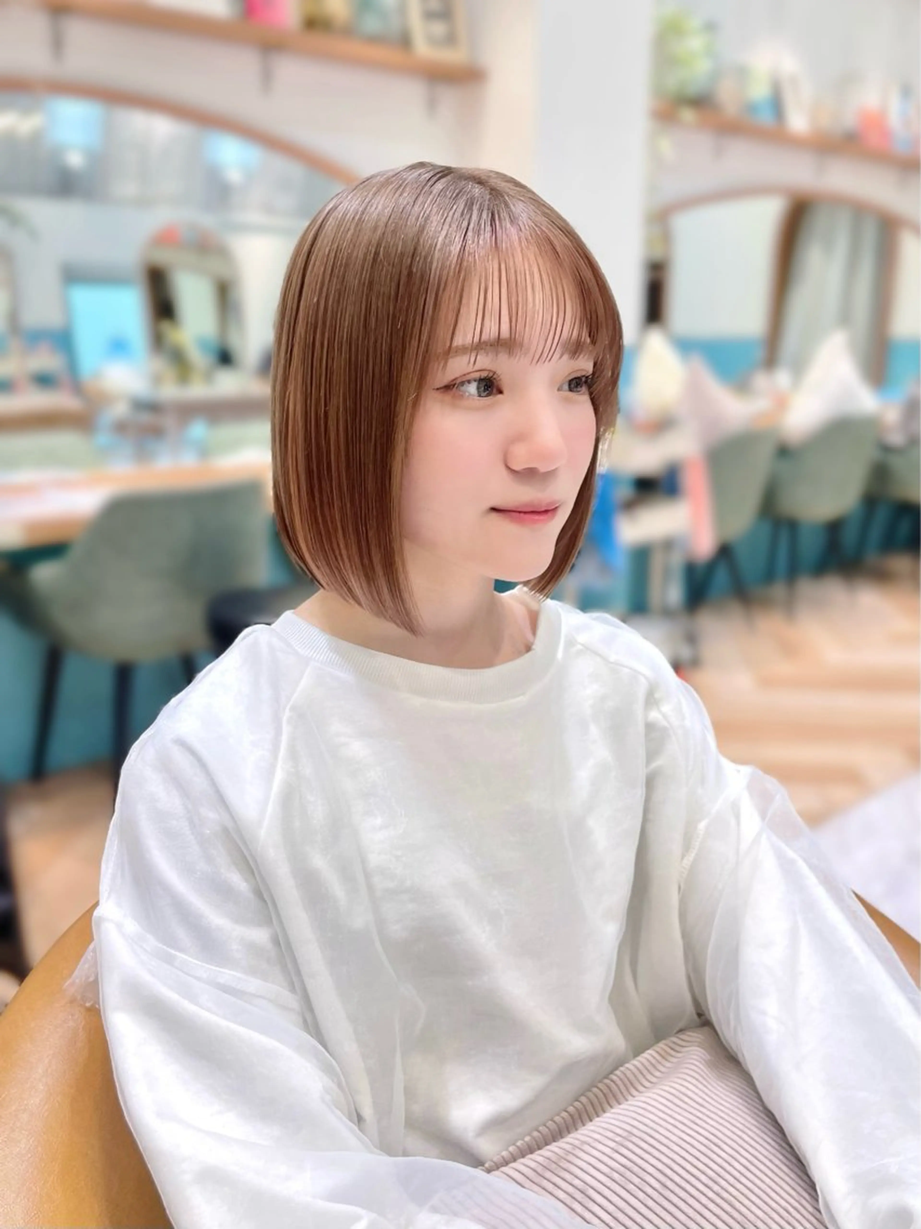 ショート カラー カット ヘアカラー トリートメント Lond leglise 立川所属・🥝似合わせ小顔 ボブ🌏shioのヘアスタイル