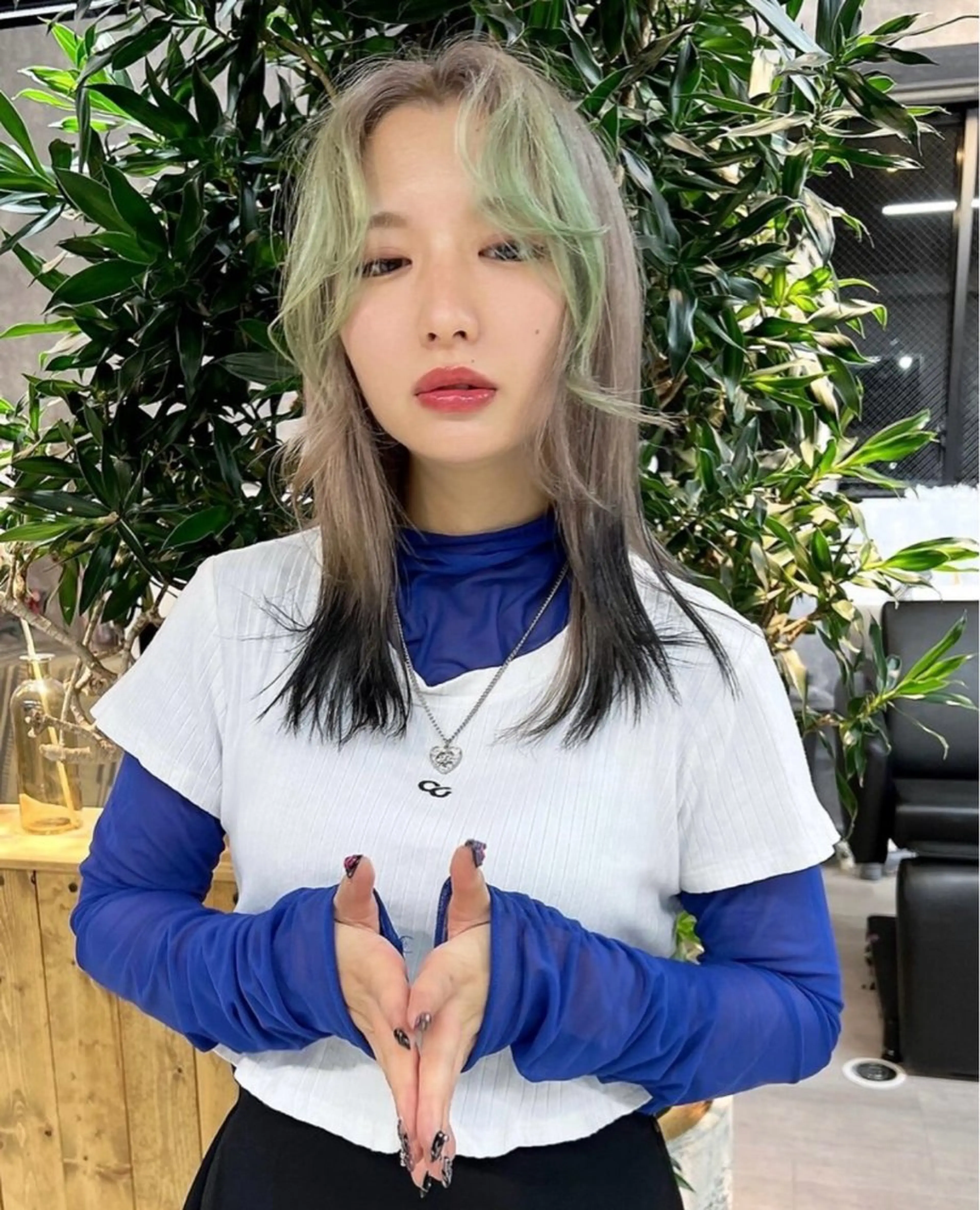 【トレンドカラーに🌸】ケアブリーチダブルカラー＋エンドカラー＋Aujuaトリートメントの写真