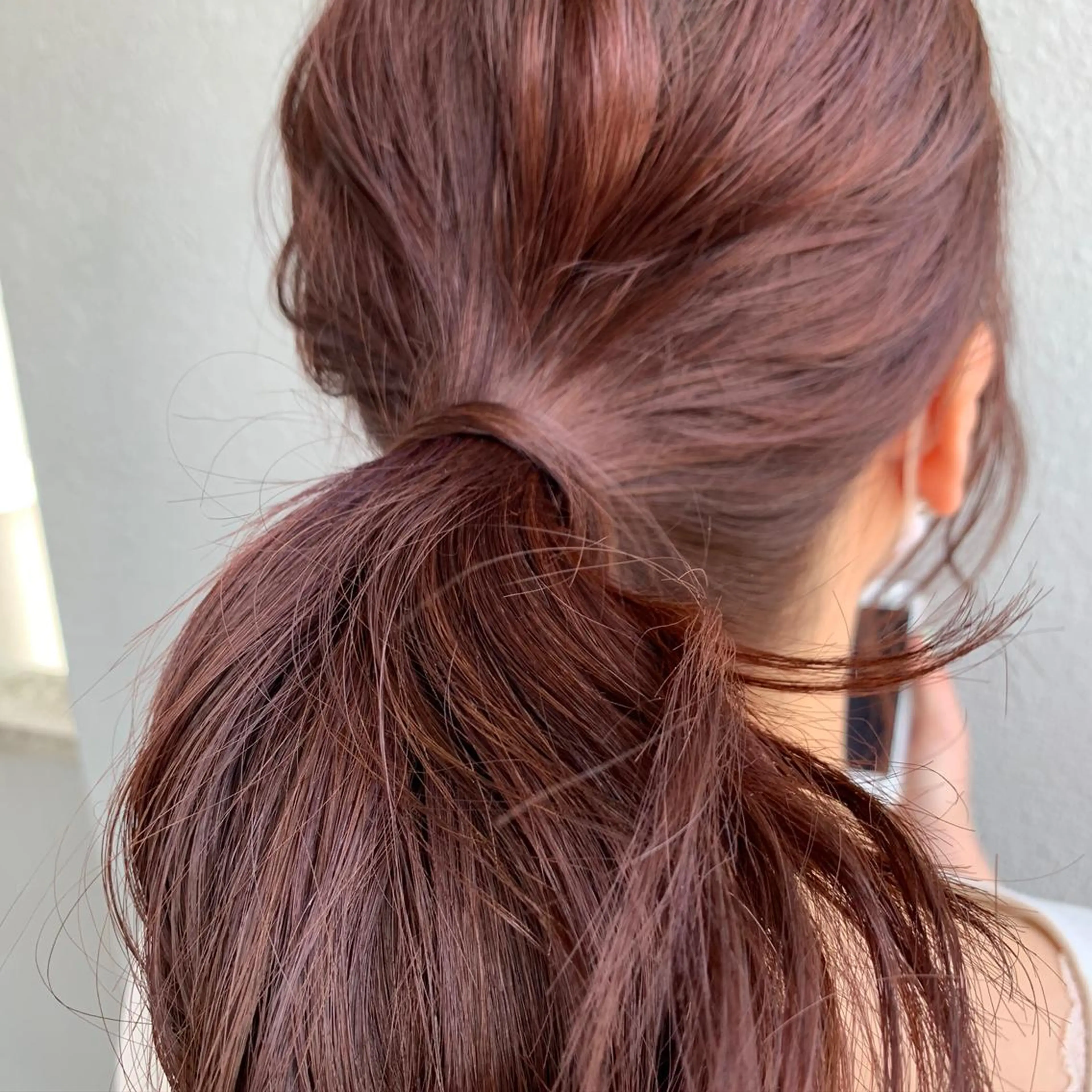 ミディアム 切りっぱなしボブ ボブ くびれヘア 顔周りカット 髪質改善 ヘアカラー トリートメント ヘアセット レイヤー専門家 ダブルカラー修のヘアスタイル