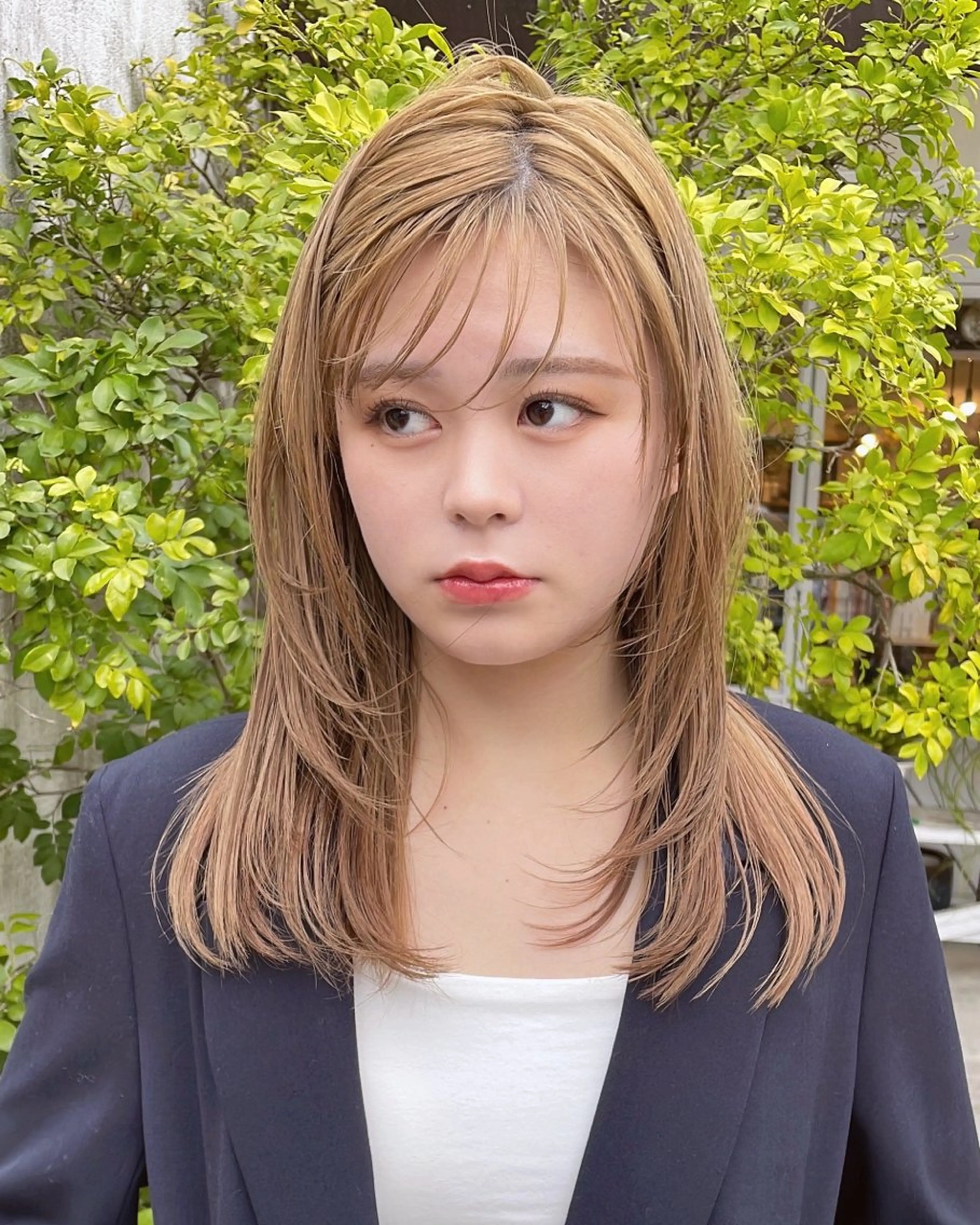 セミロング 韓国風ヘア レイヤーカット ヘアカラー トリートメント レイヤ ーカット大名Lay.のヘアスタイル