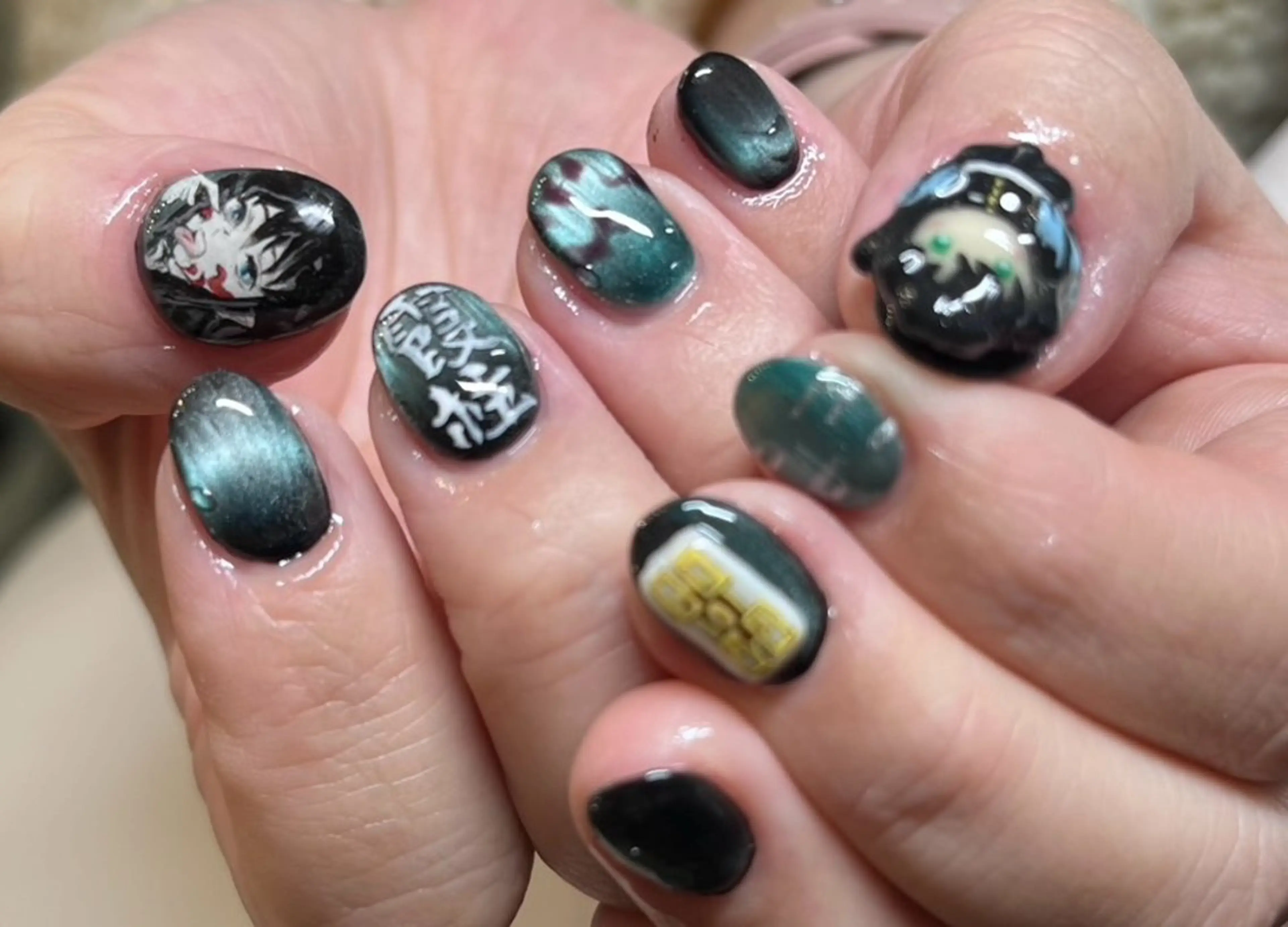 要事前DM【Handキャラアート】痛ネイル2本+ワンカラー《3日前予約必須》 オフなしの写真