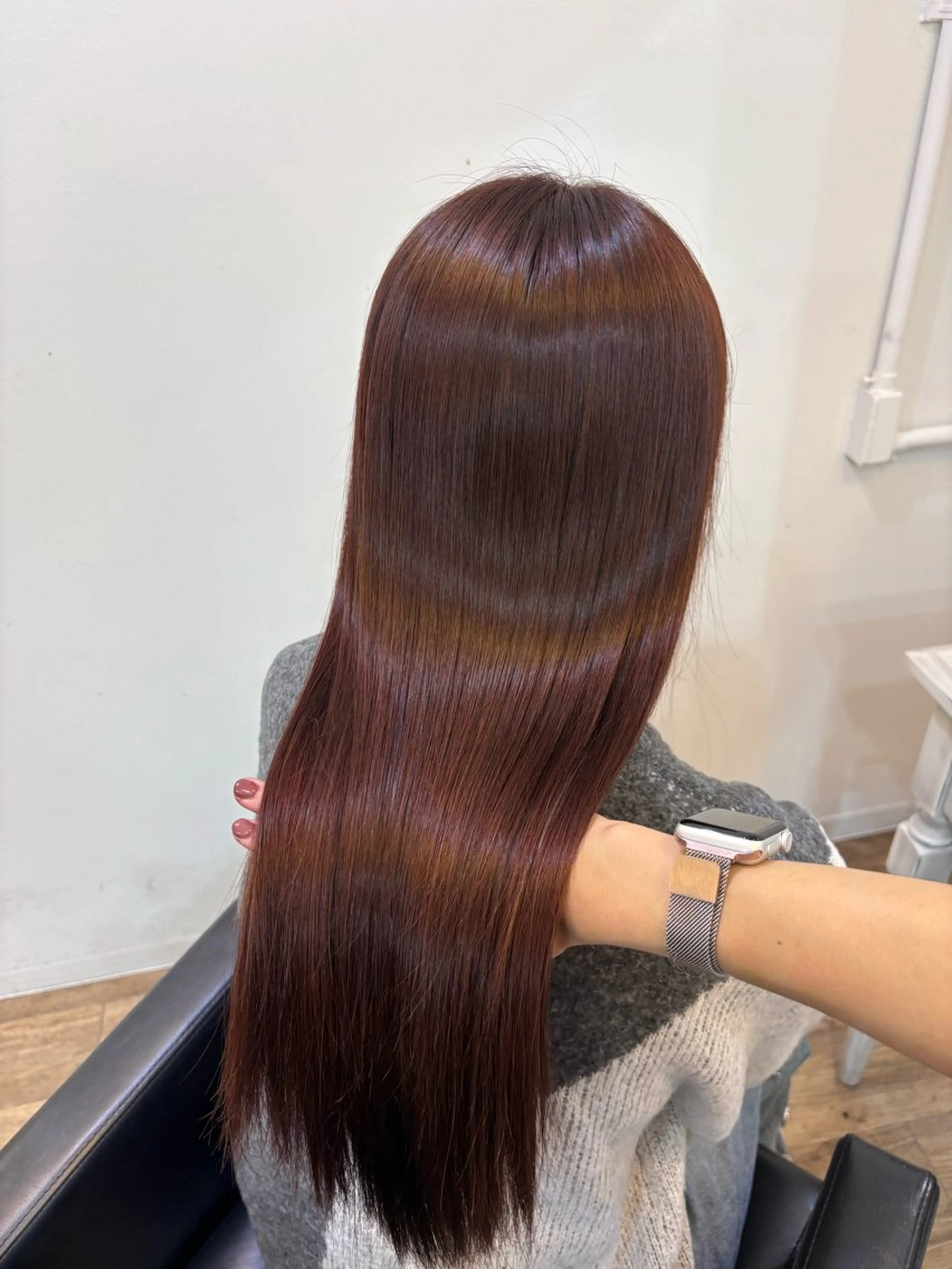 ロング しゅういち/赤み消し カラー特化のヘアスタイル