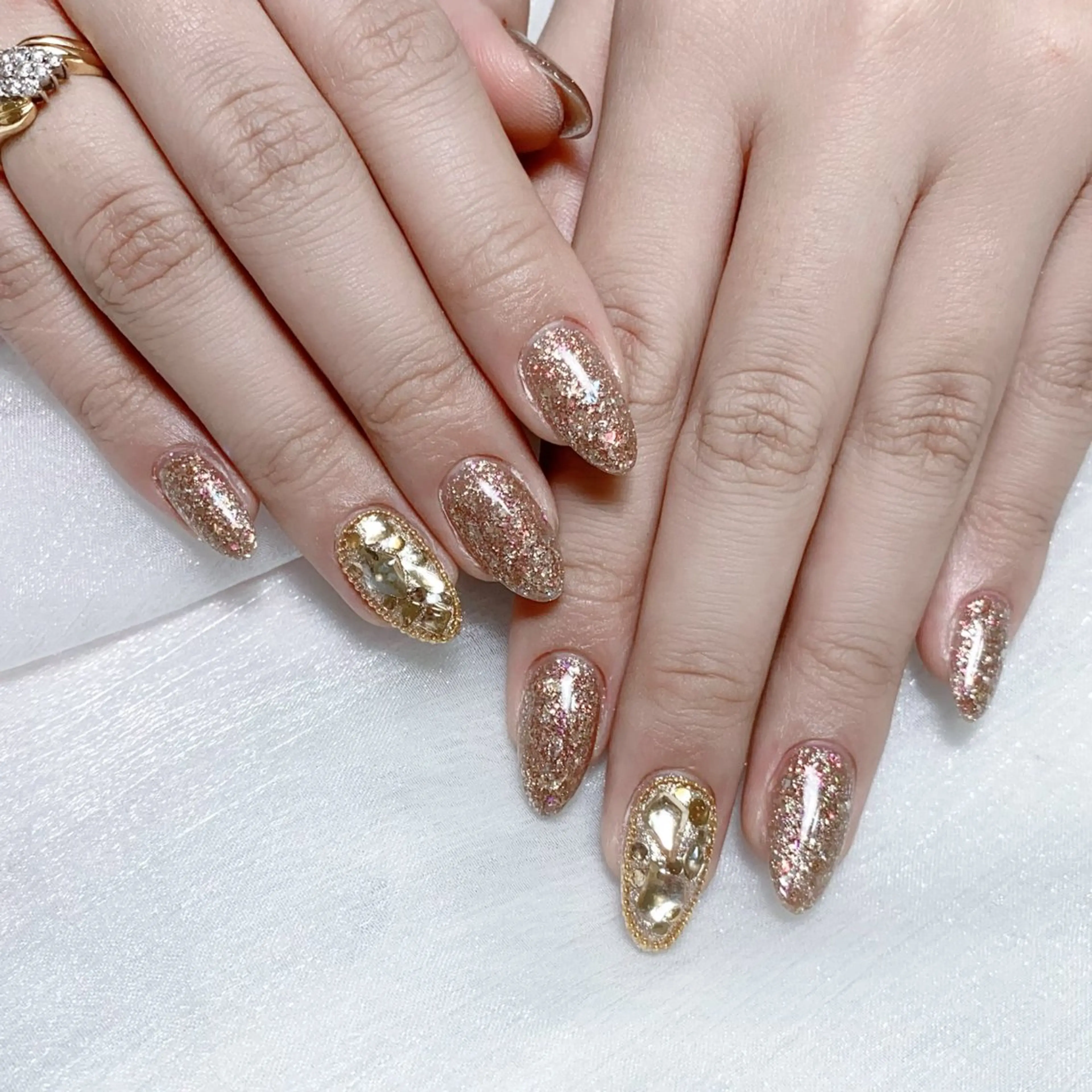 メンズ ネイル メンズ韓国風 アートネイル オーロラネイル ガーリー キラキラネイル ハンドネイル Nail salon 木にいるのネイルデザイン