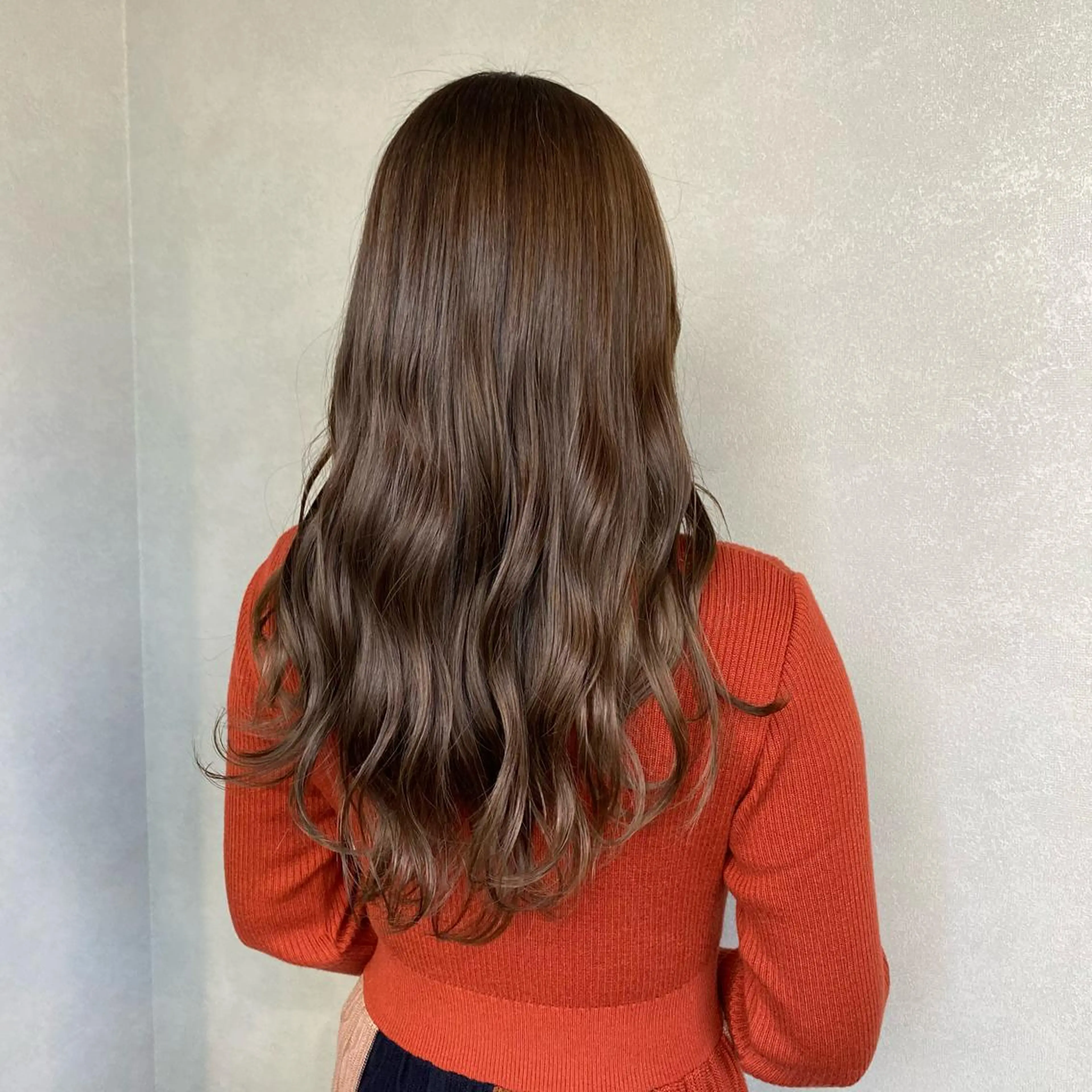 カラー 木寺 樹莉のヘアスタイル