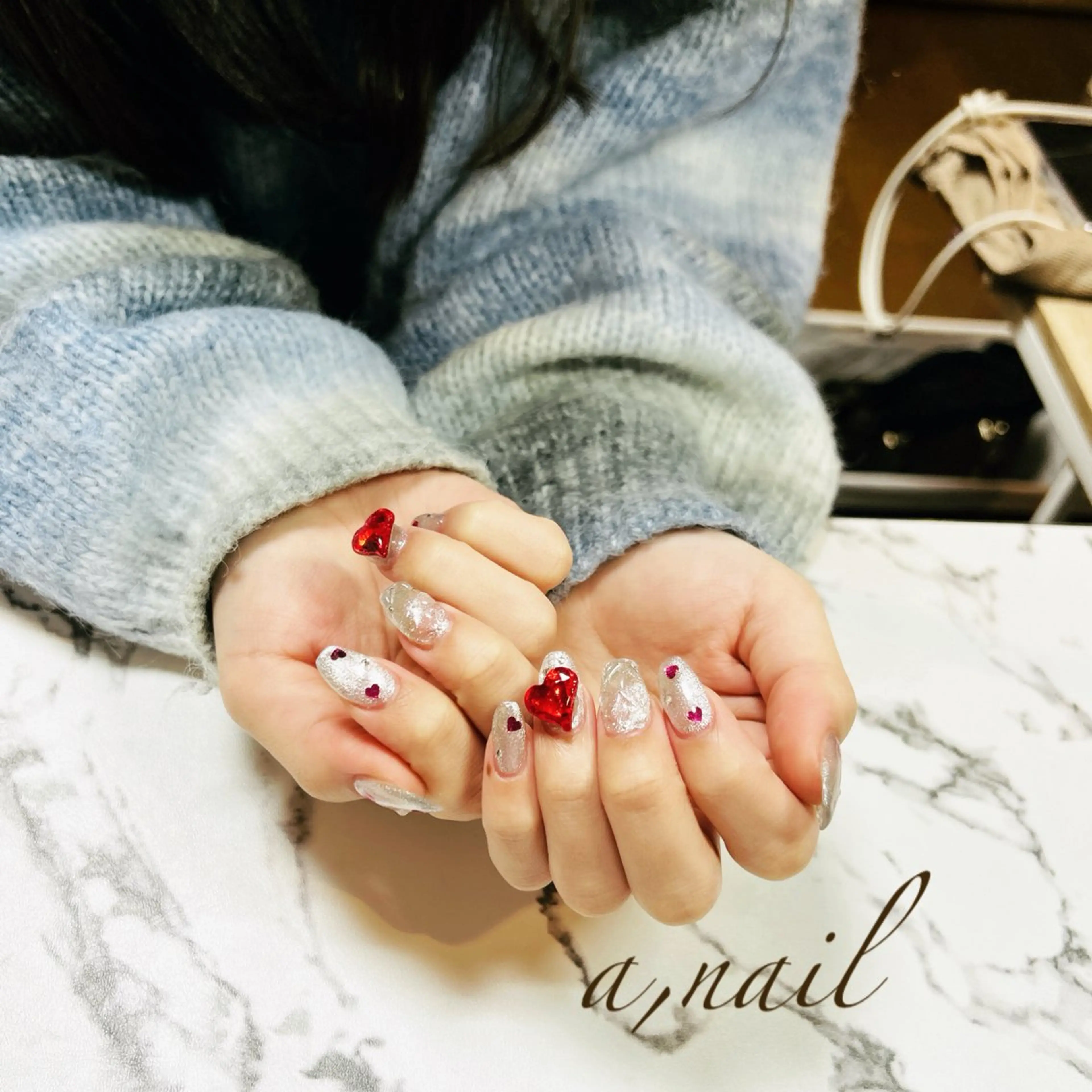 ネイル フットネイル ジェルネイル グラデーション ハート キラキラネイル ネイルサロン エーネイルのネイルデザイン