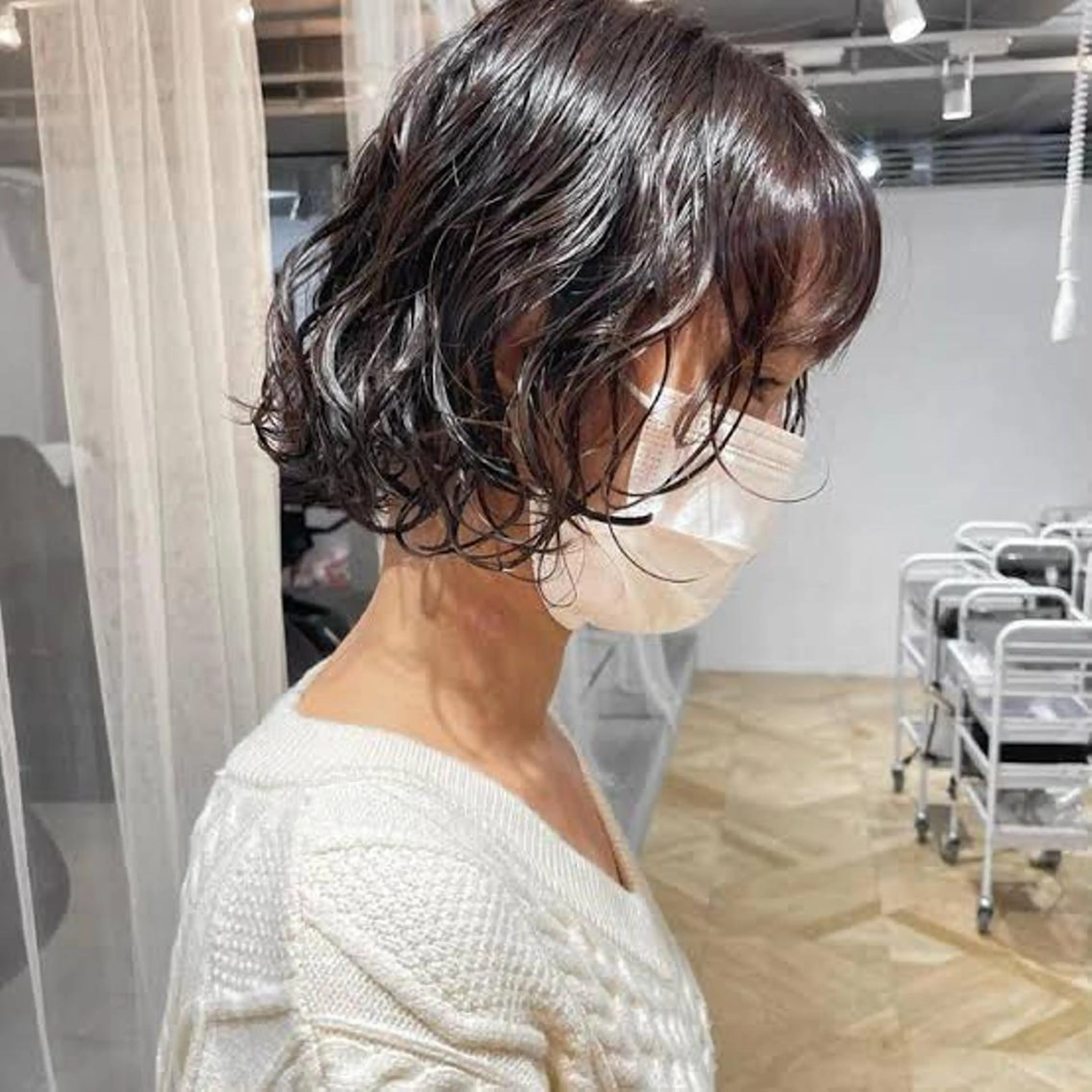 ショート パーマ ラフィスヘアー オウスケのヘアスタイル