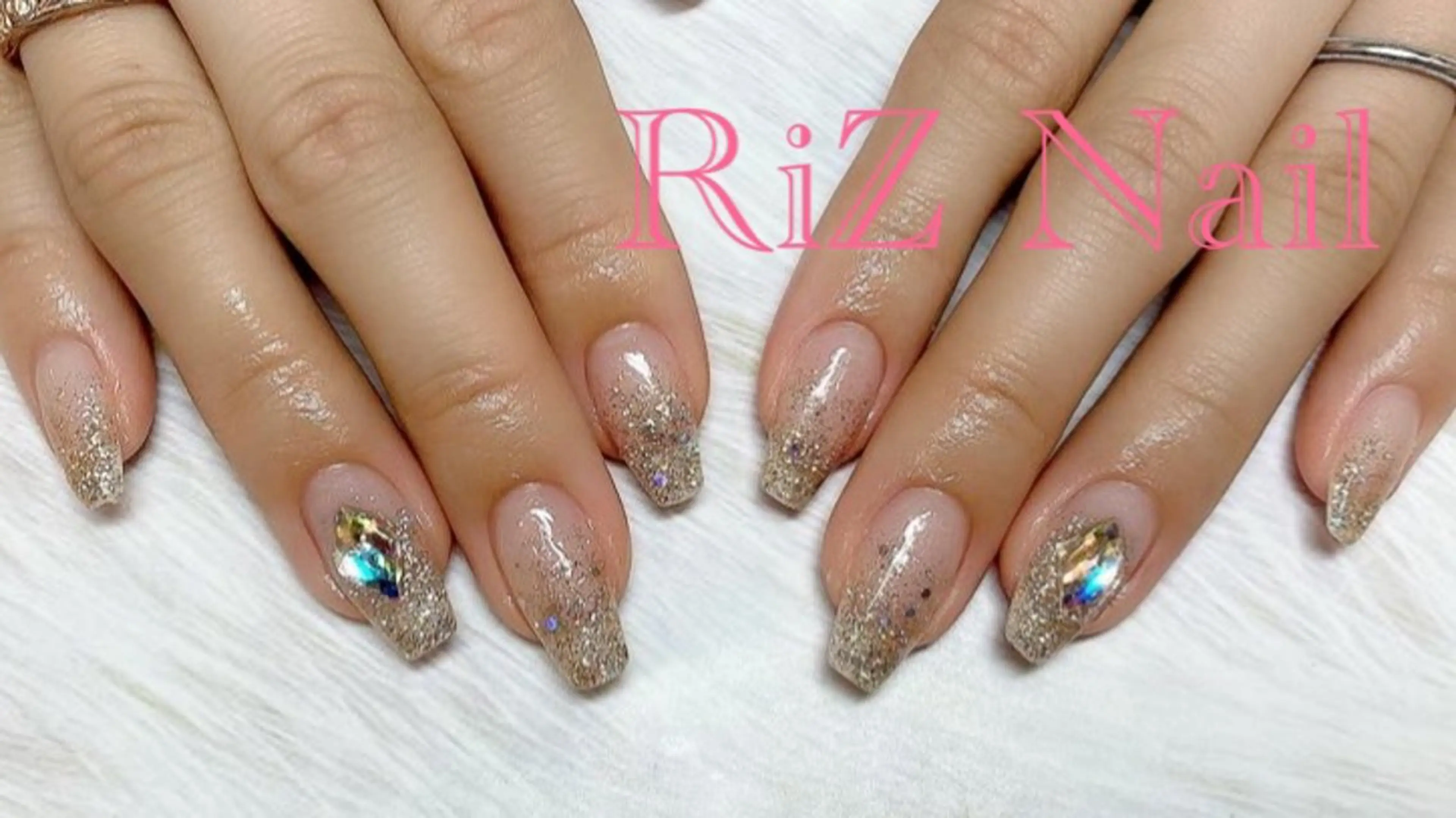 ネイル グラデーション キラキラネイル ラメ(グリッター) ラメグラデーション ハンドネイル RiZ nail salonのネイルデザイン