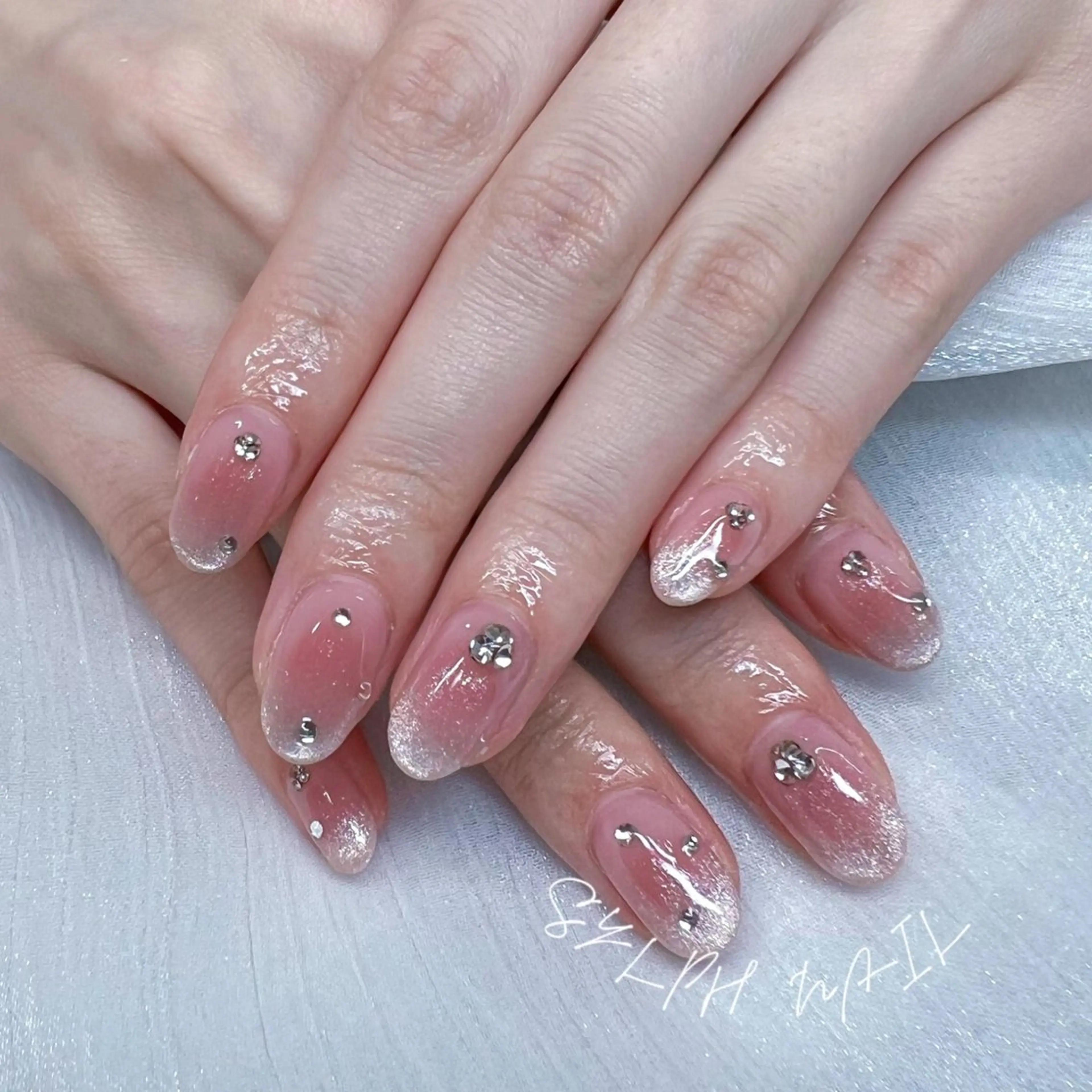 ネイル ハンドネイル ハンドケア Trend Nail シルフのネイルデザイン