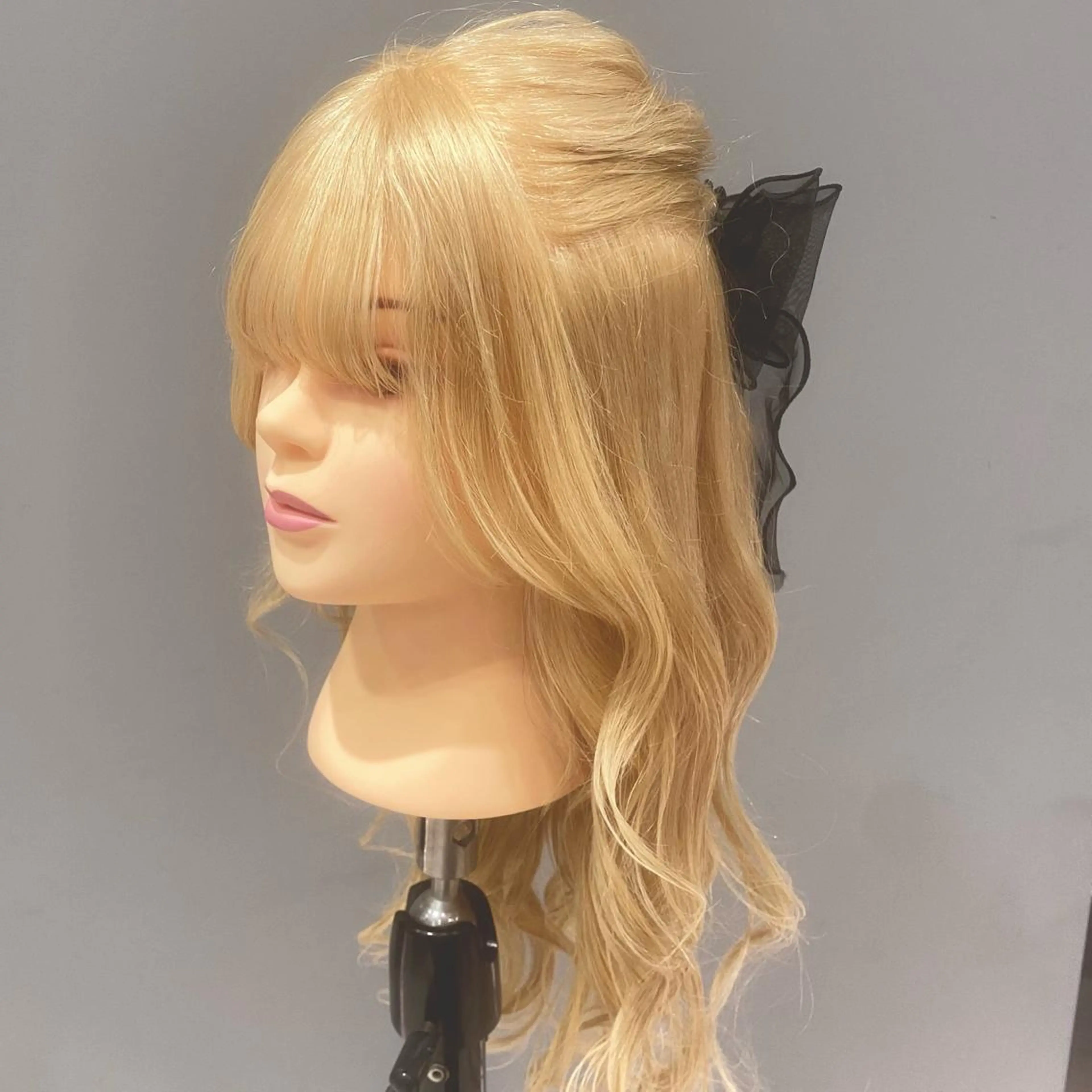 セミロング カラー パーマ ヘアアレンジ 加藤 愛実のヘアスタイル