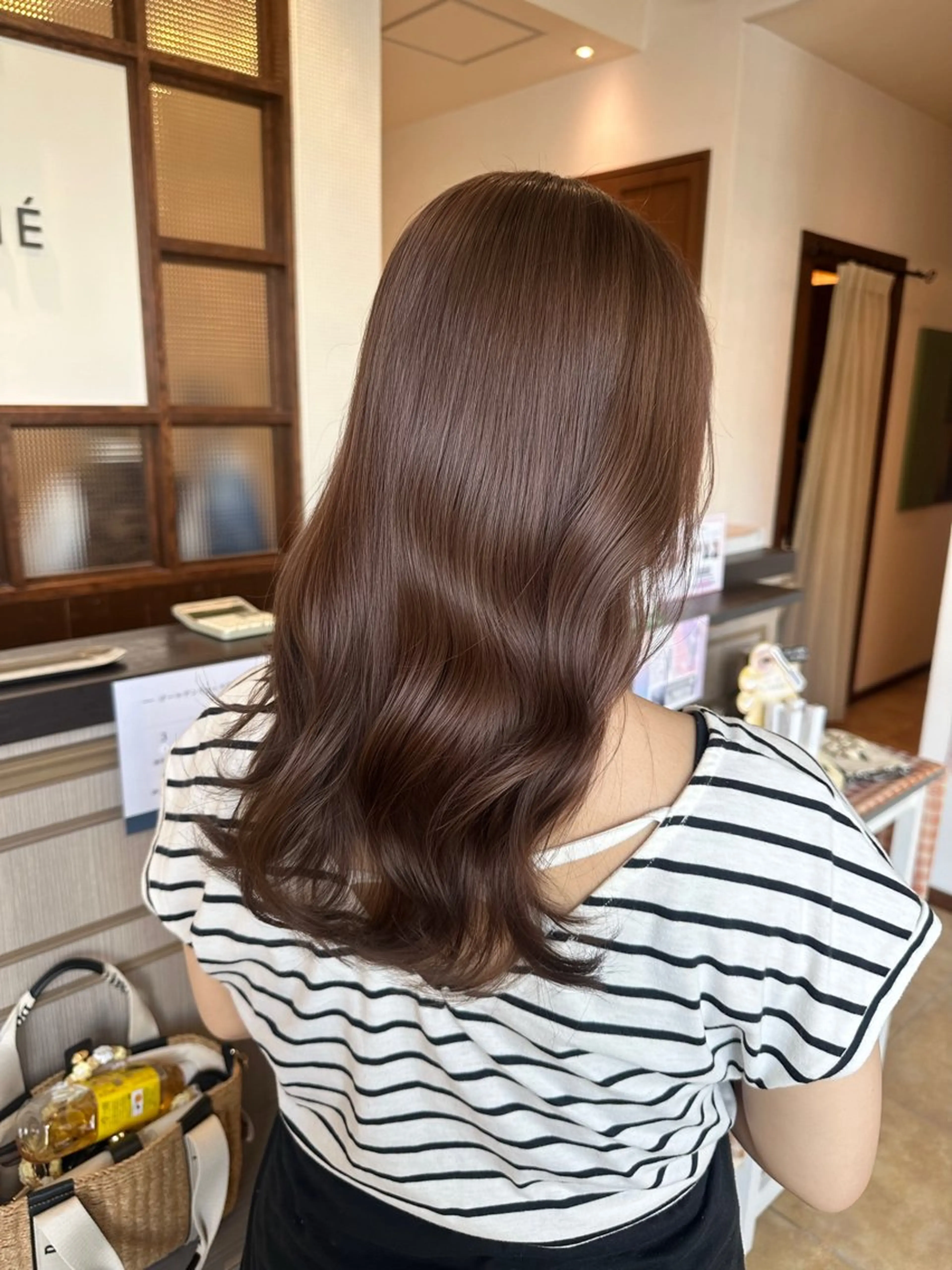 セミロング カラー 村川 虹歩のヘアスタイル