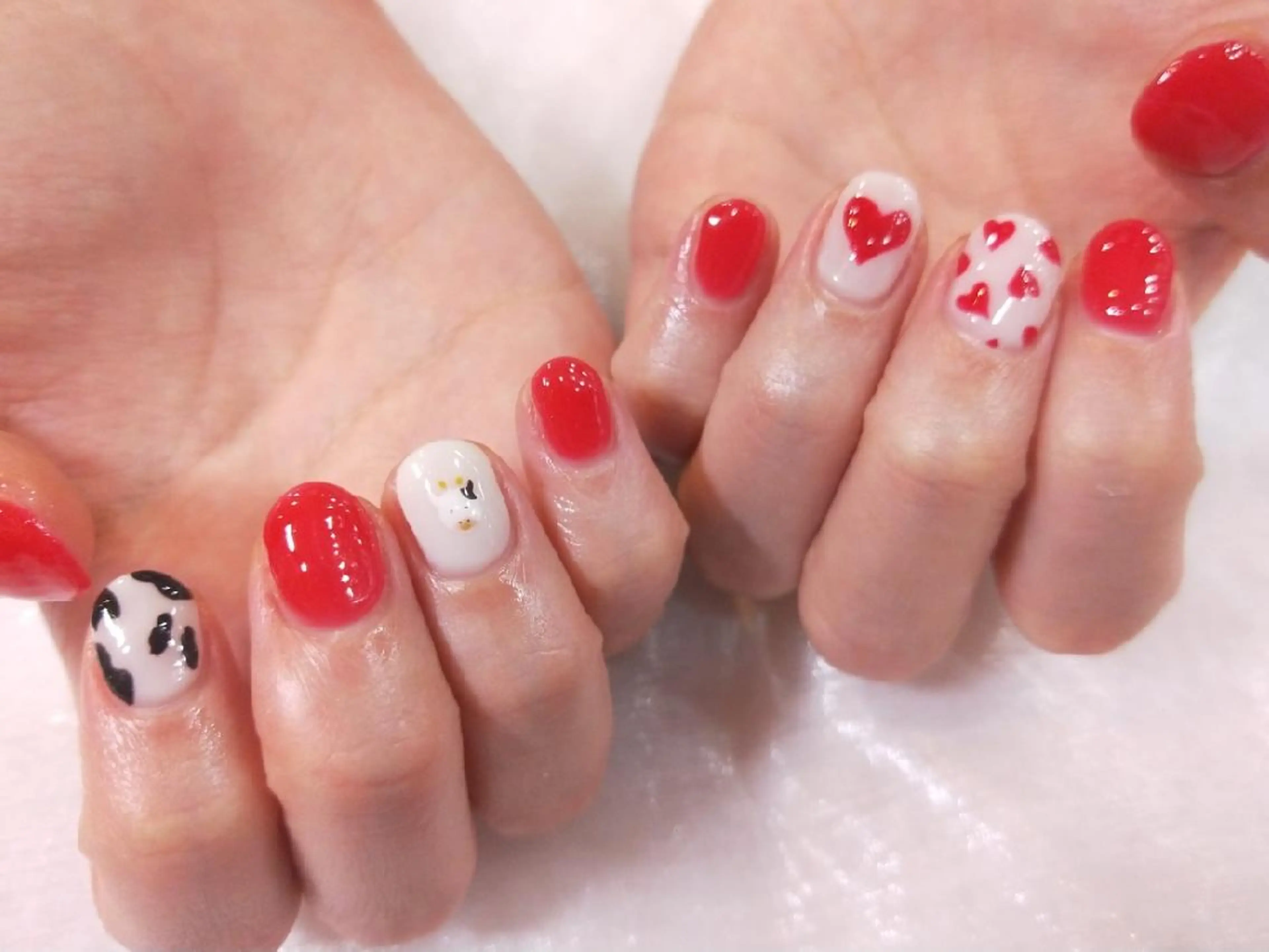 ネイル ハンドネイル ハンドケア R'well所属・はばすみれ🎀ﾈｲﾙ 光ﾌｪｲｼｬﾙ ﾍｱのネイルデザイン