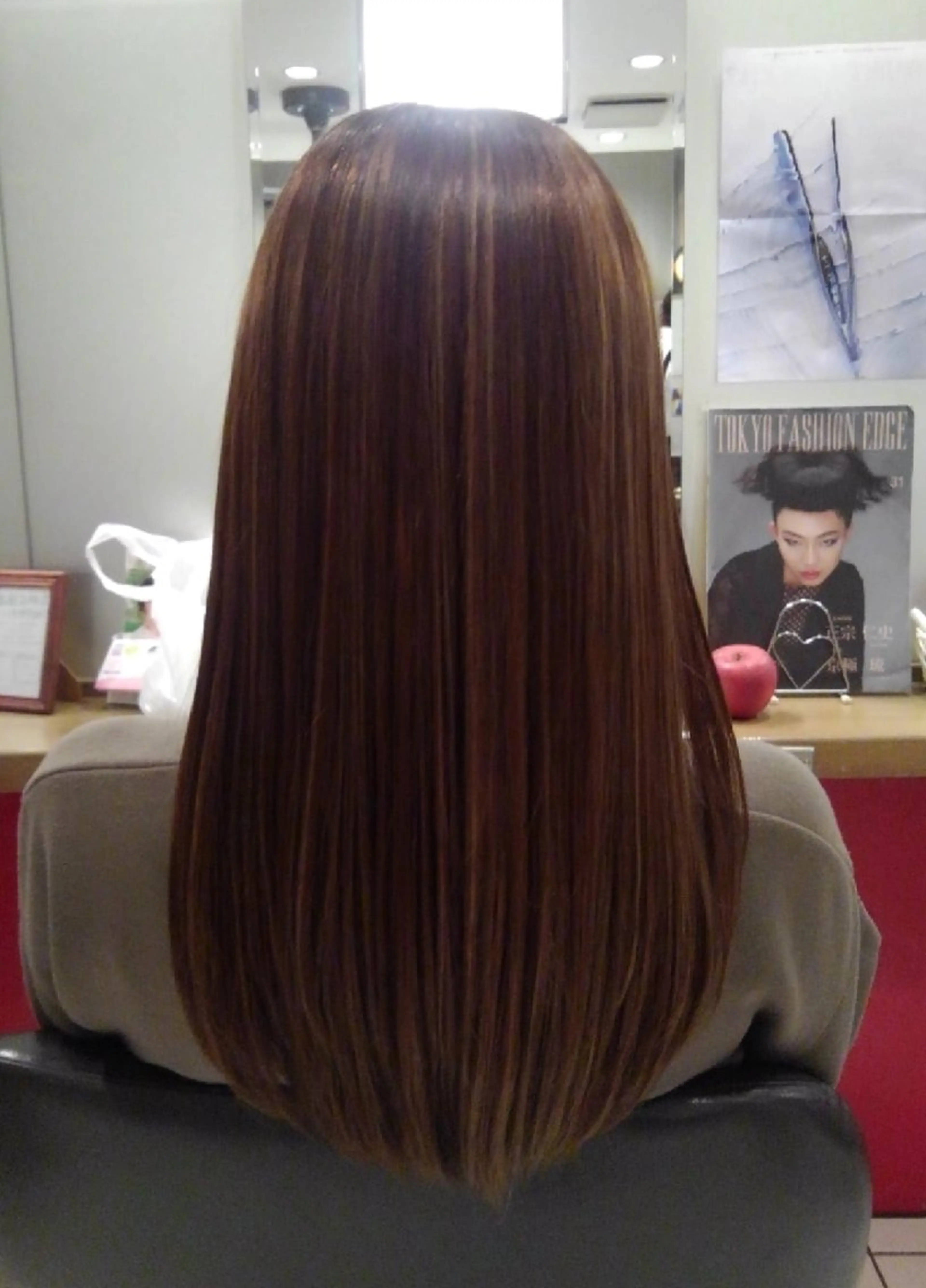 カラー ロング ヘアカラー トリートメント D/i所属・4店舗フリーランスⅠ Y/no〈夜のスパ〉のヘアスタイル