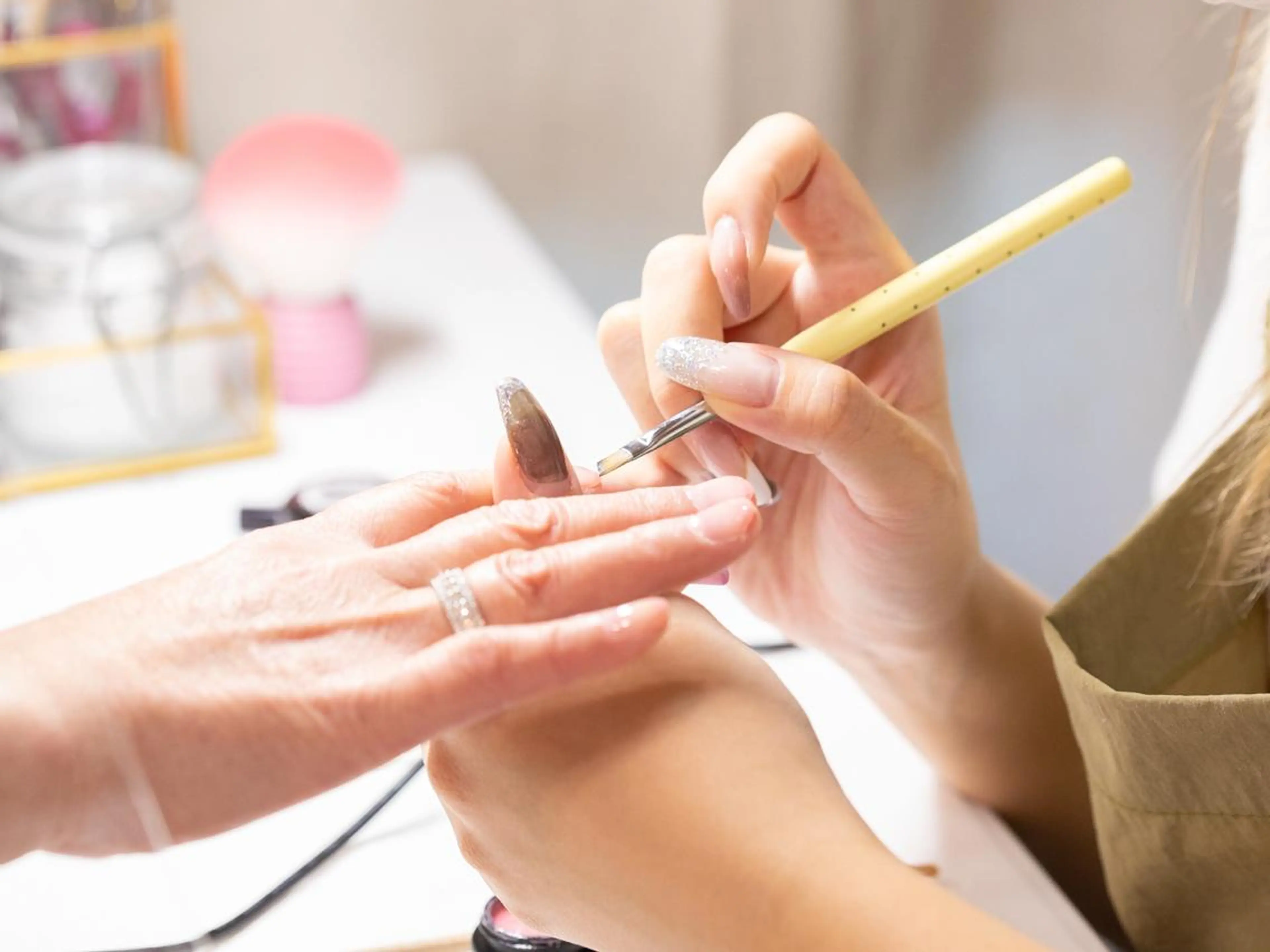 ネイル ＆robe  mii 🌿のネイルデザイン