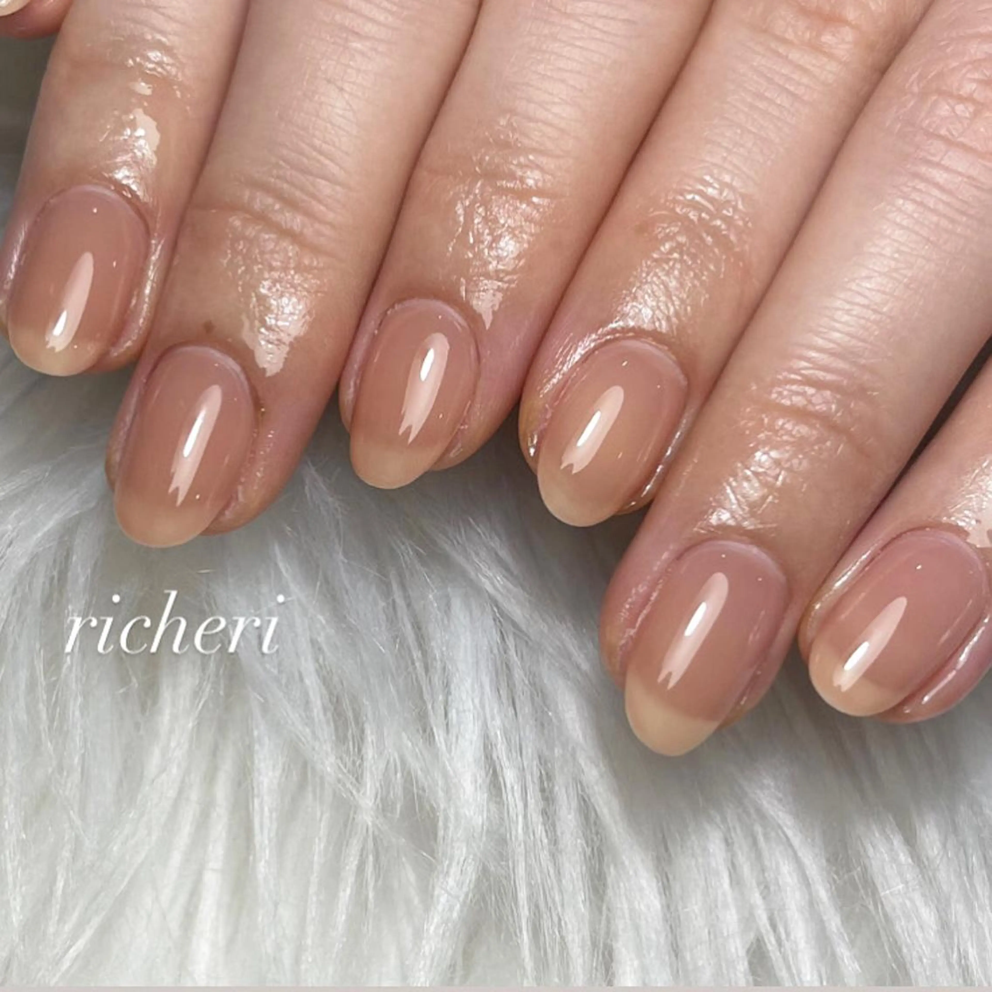 ミディアム ネイル ハンドネイル richeri beautyのネイルデザイン