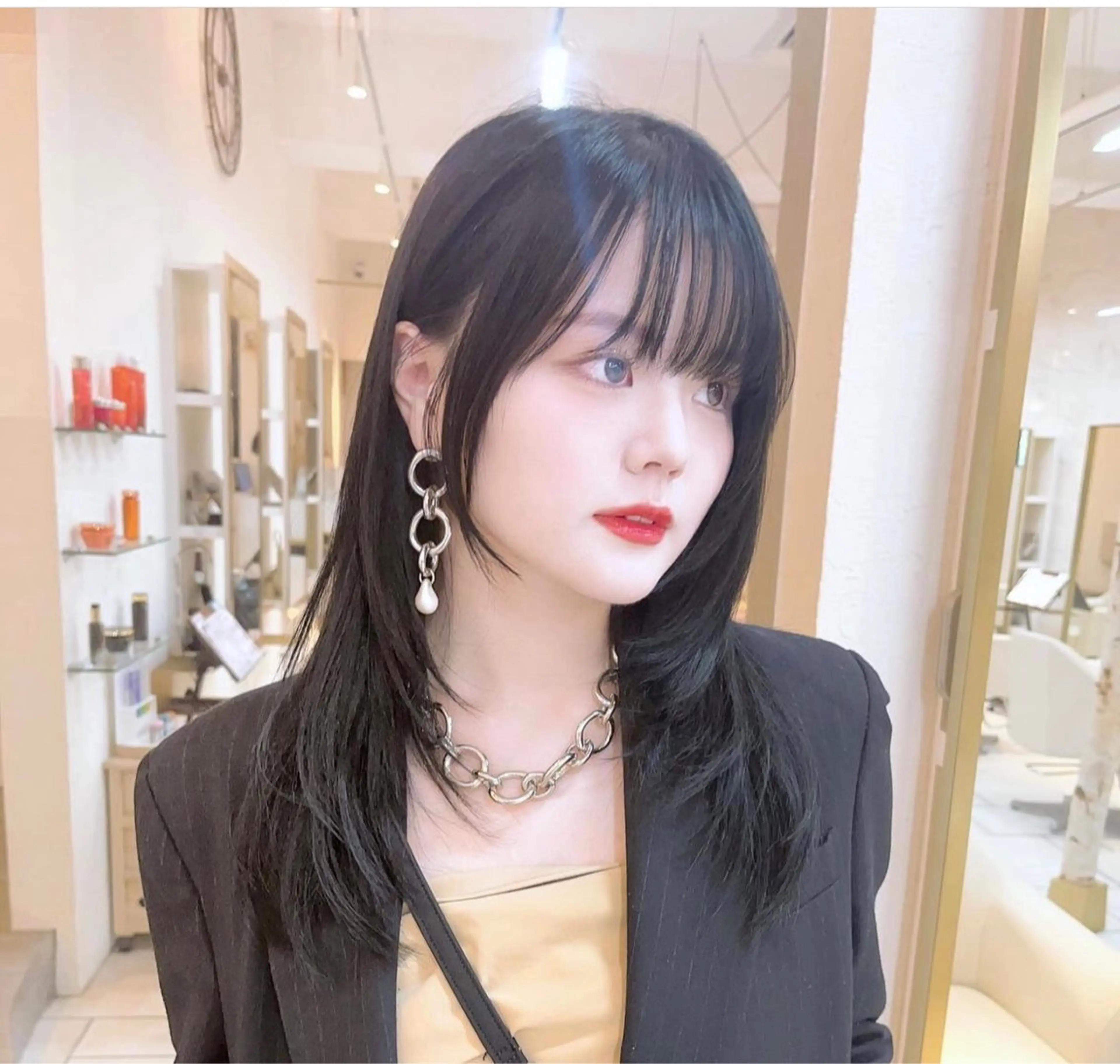 セミロング ORO所属・梶 久菜乃のヘアスタイル