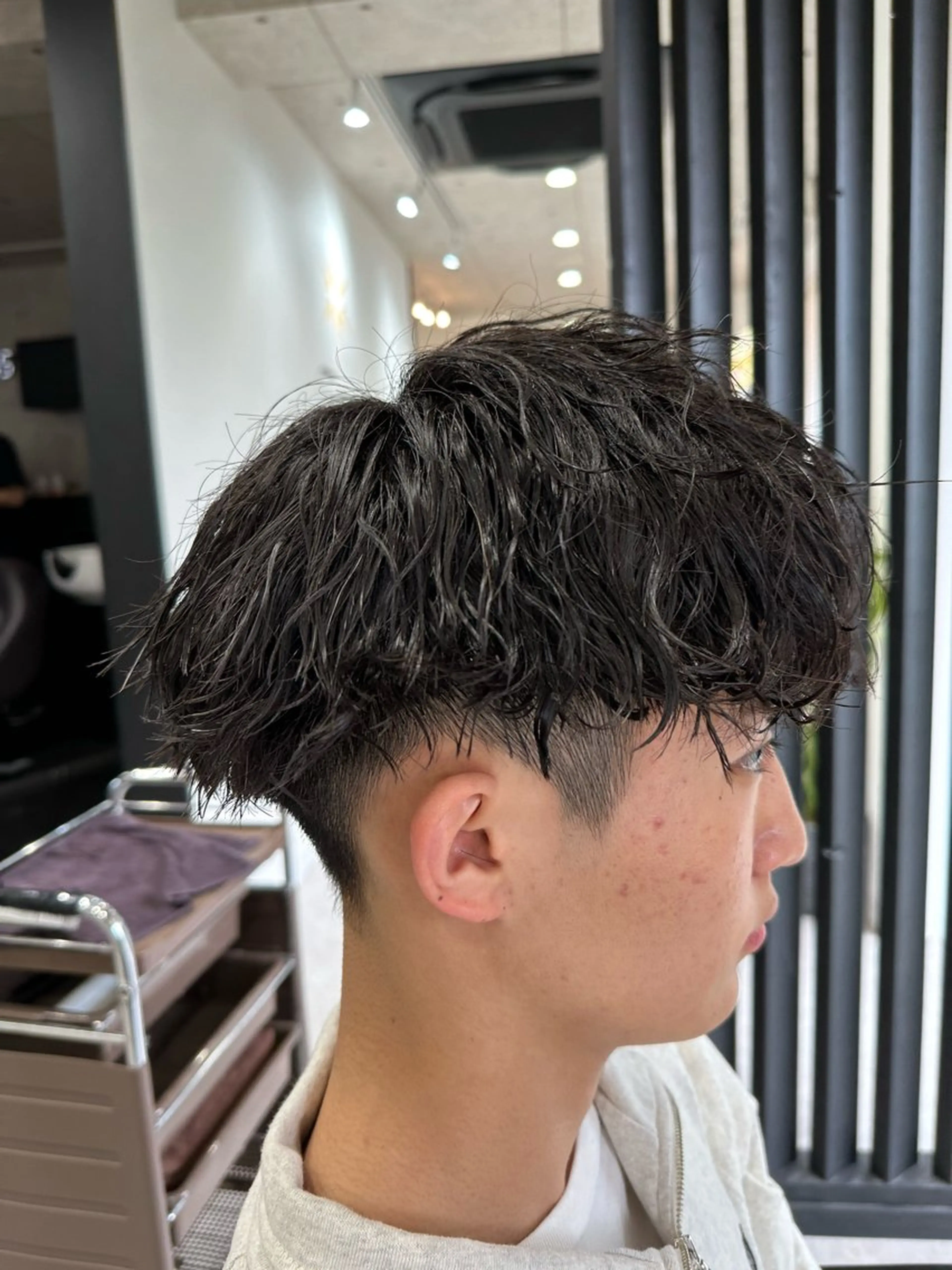 ショート パーマ メンズ メンズパーマ 波巻きパーマ カット パーマ 「パーマ指名No1 🥇」小日向悠のヘアスタイル