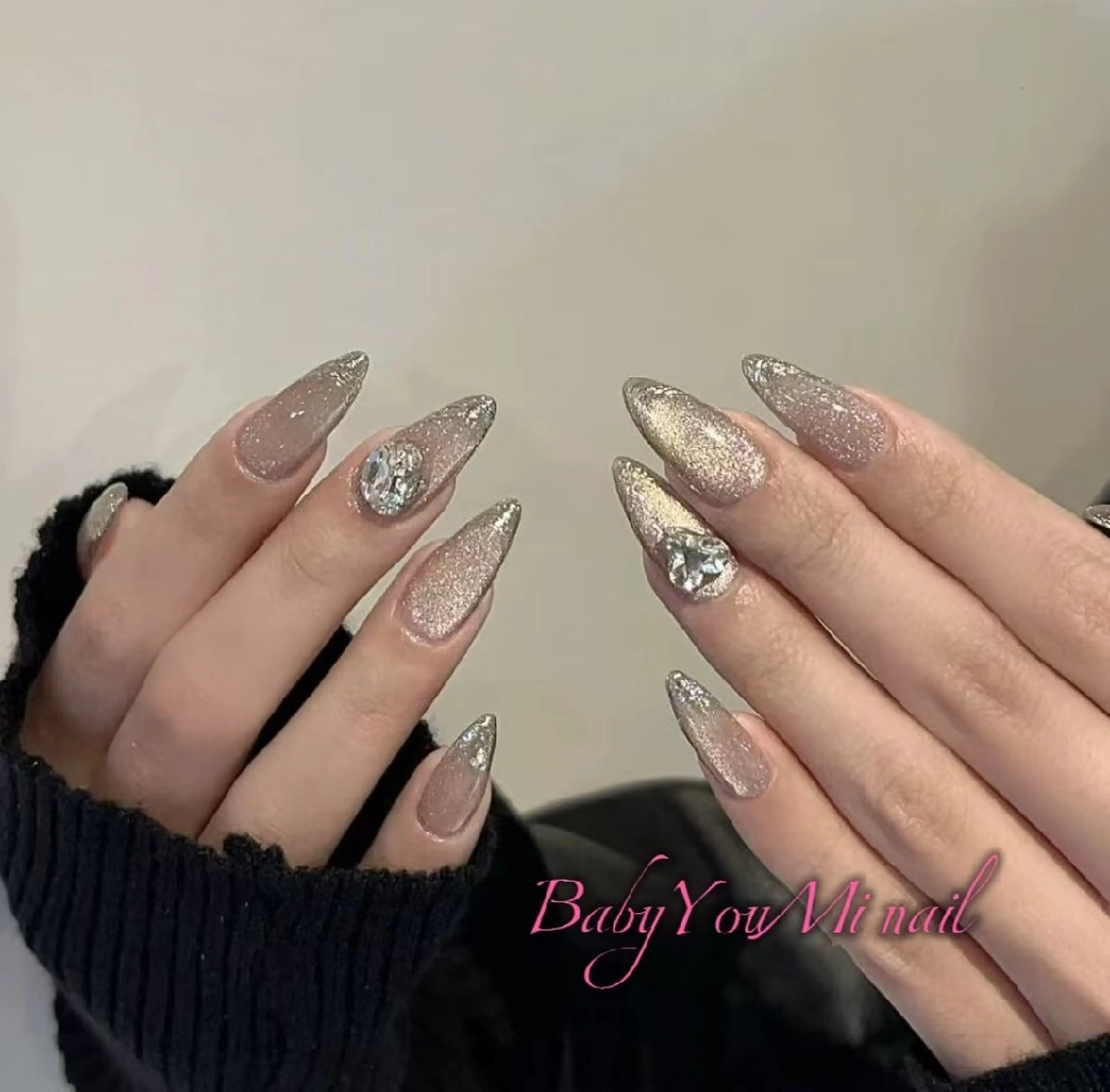 ネイル オーロラネイル フラワーネイル フットネイル フレンチネイル ジェルネイル ハンドネイル Oomiya 服部のネイルデザイン