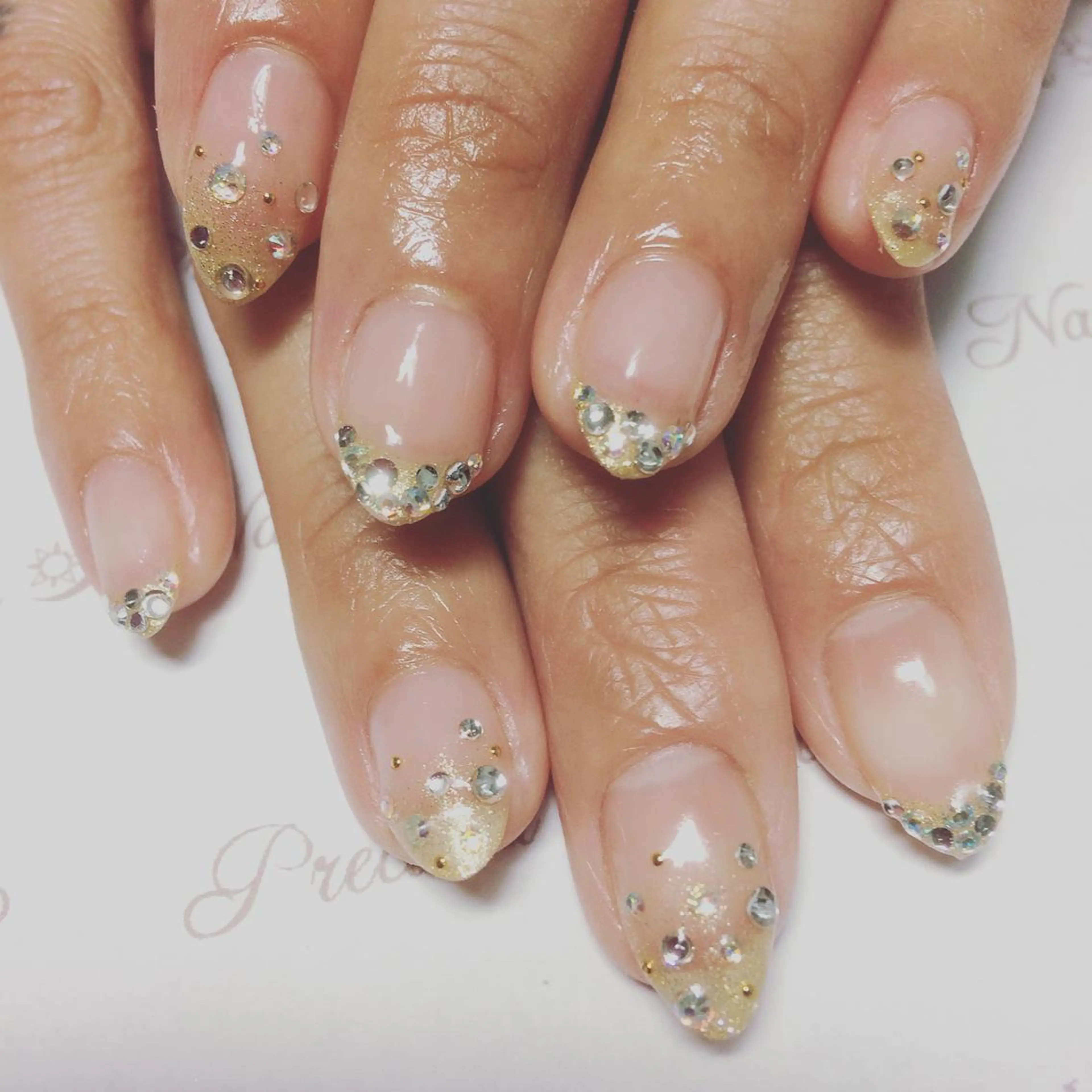 ネイル フレンチネイル グラデーション ラメ(グリッター) ラメグラデーション シンプルネイル preciosa.nail所属・久場 晴美のネイルデザイン