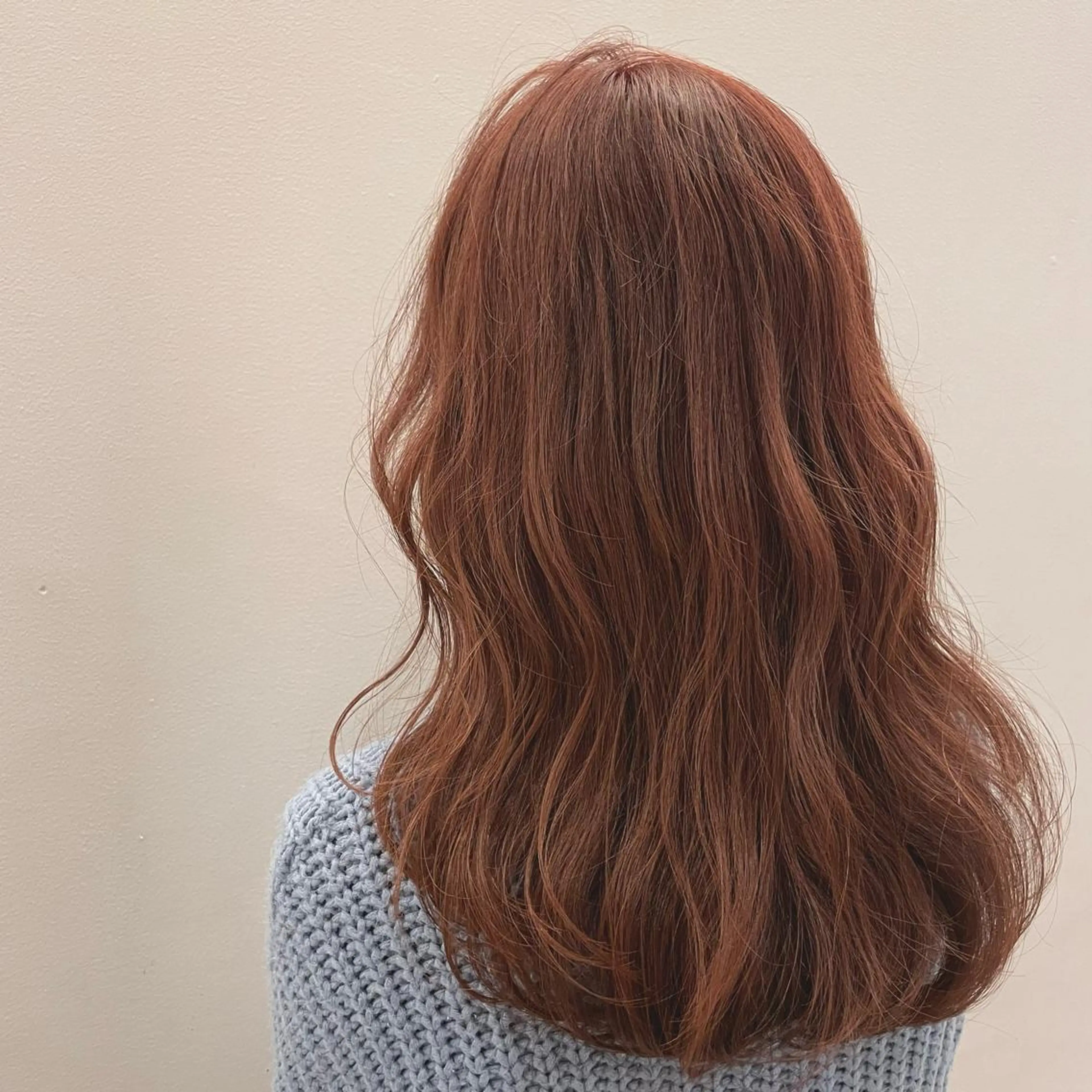 セミロング カラー 髪質改善✨️透明感カ ラー✧*。山下さいみのヘアスタイル