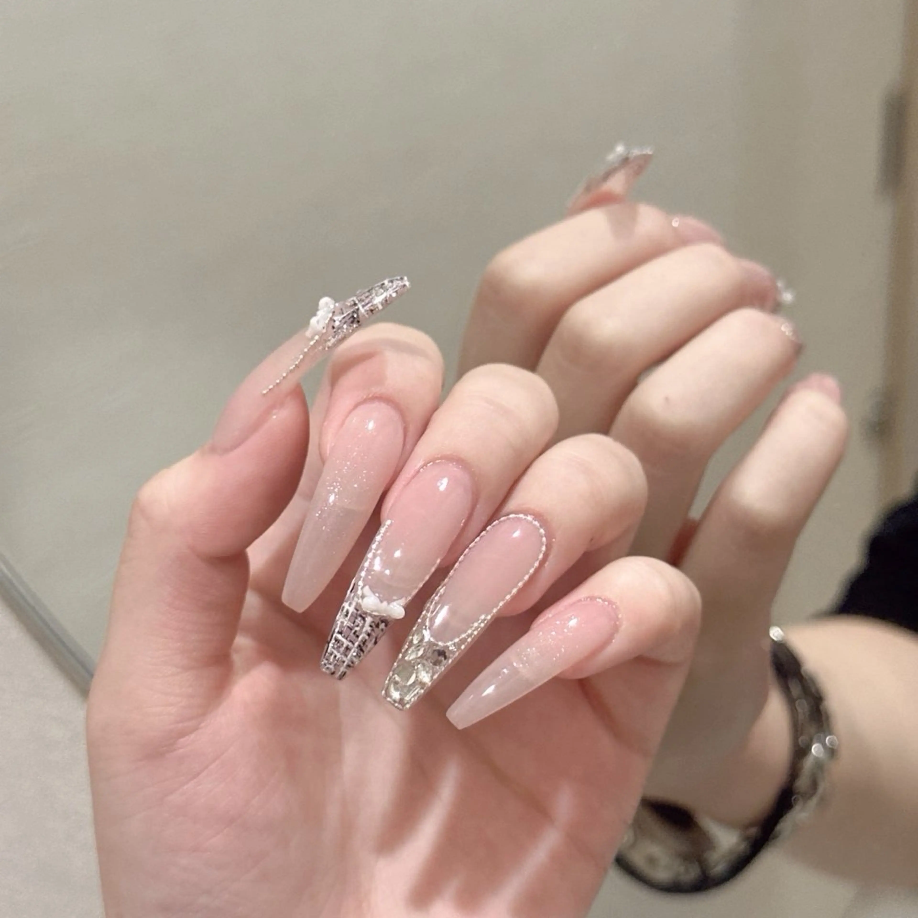 ネイル Ris🎀 ネイル/ワンホンのネイルデザイン