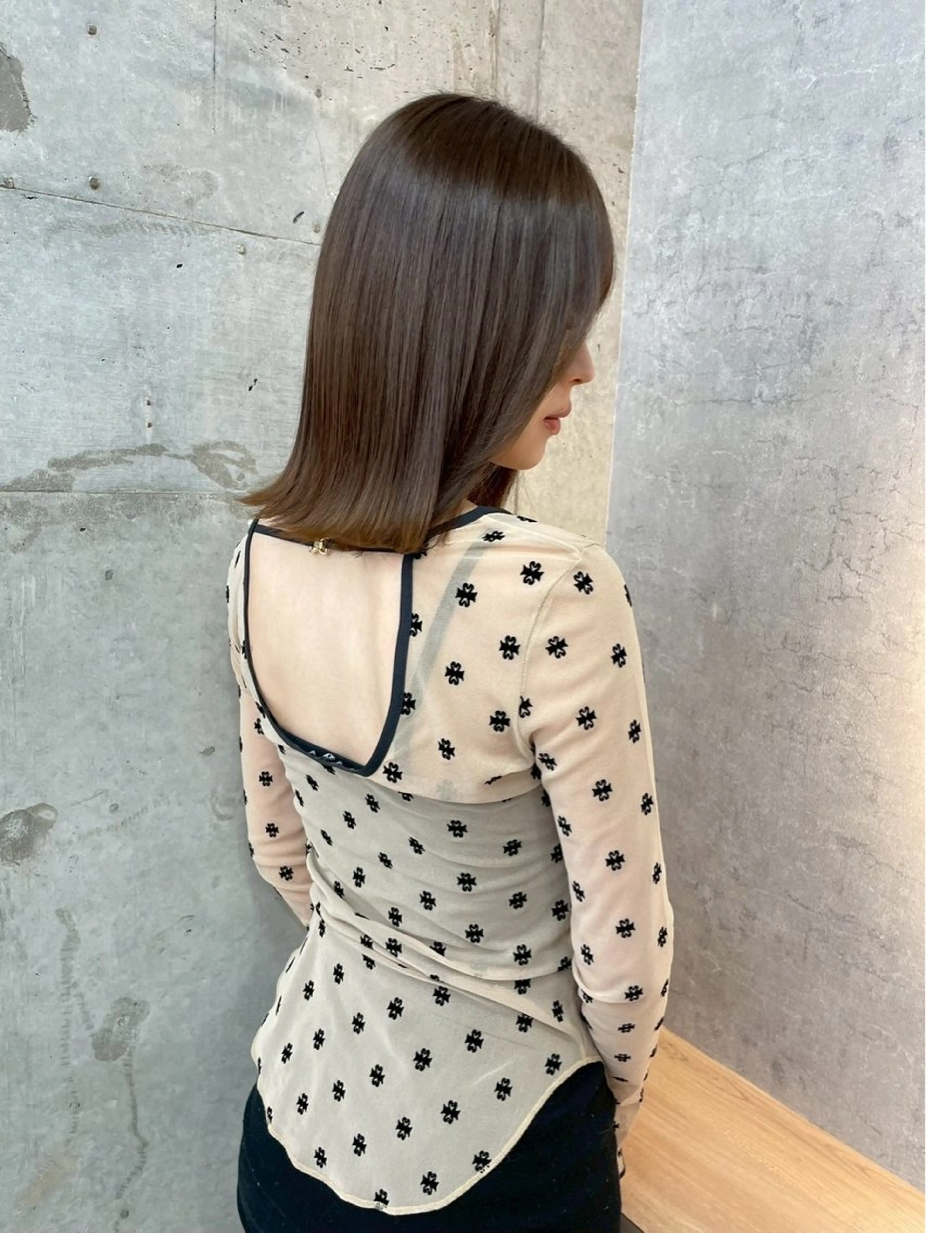 ミディアム ブリーチ/ベージュ 💕/momoaのヘアスタイル